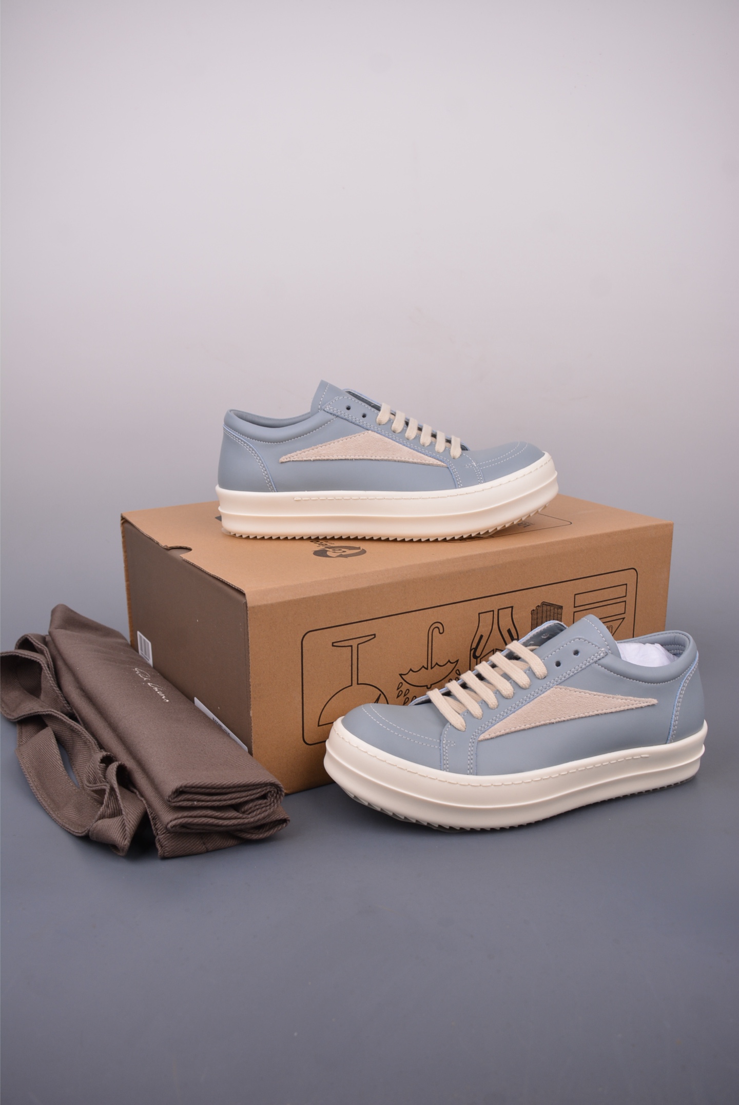 Rick Owens RO Mega Low-Top Sneakers - Haze Blue Leather, Stylish & Durable 5 i1748304827426 1637 0 4