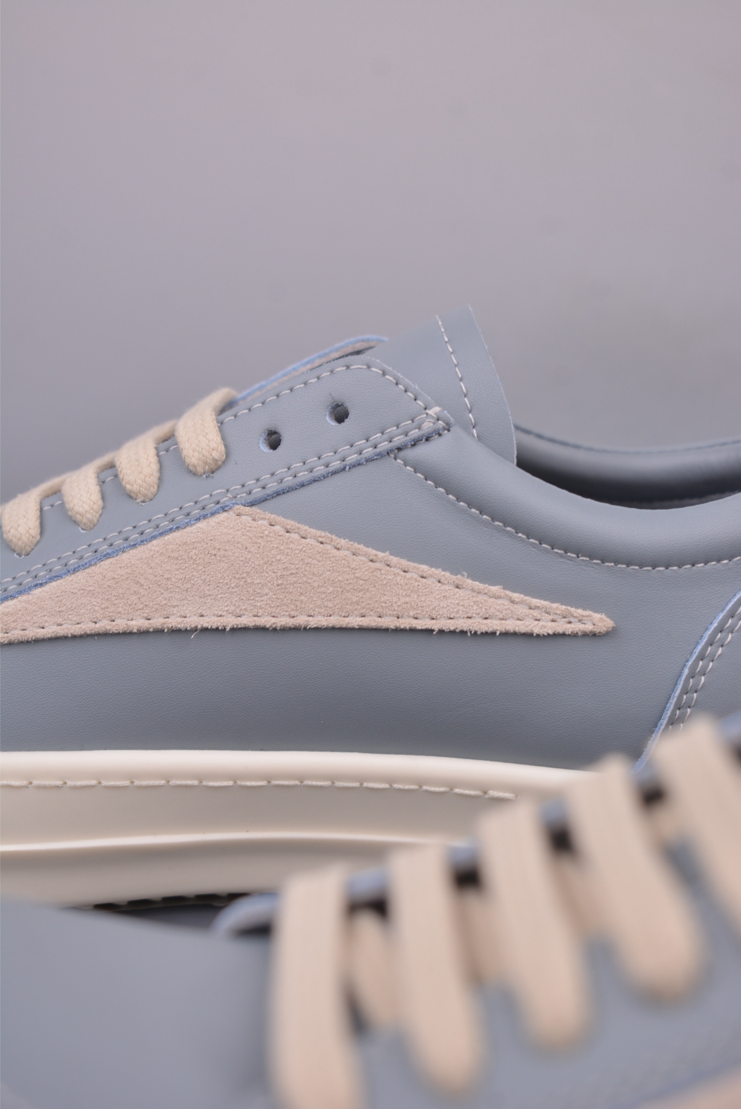 Rick Owens RO Mega Low-Top Sneakers - Haze Blue Leather, Stylish & Durable 8 i1748304829118 5443 0 7