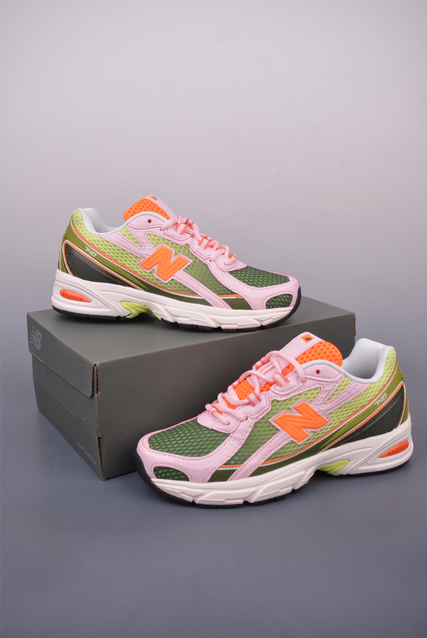New Balance 740 Series Retro Casual Running Sneakers - Stylish and Comfortable 6 i1748304972642 1271 0 4