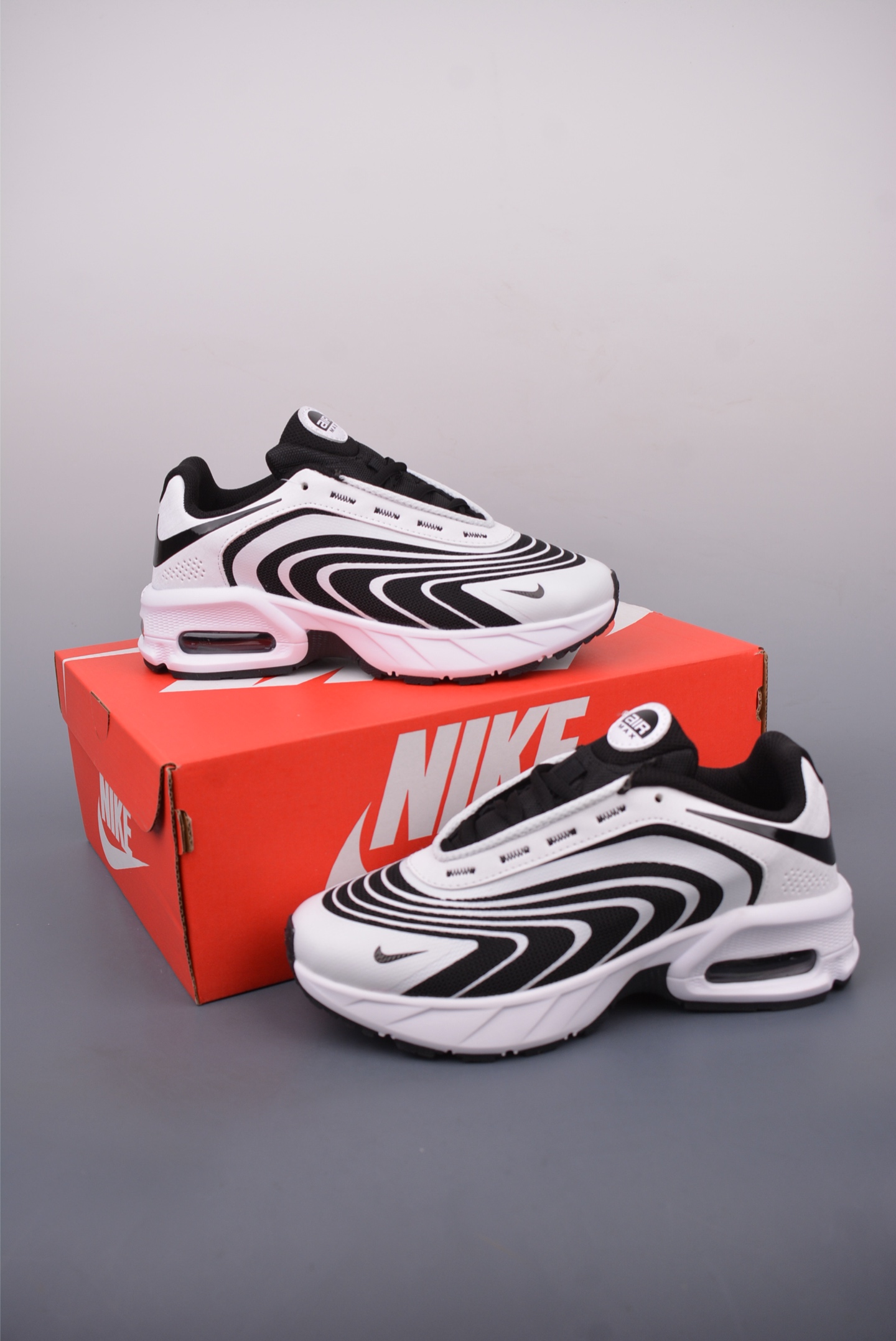Nike Air Max Fire: Retro Comfort Sneakers with Durable Rubber Outsole 6 i1748384919295 1964 0 4