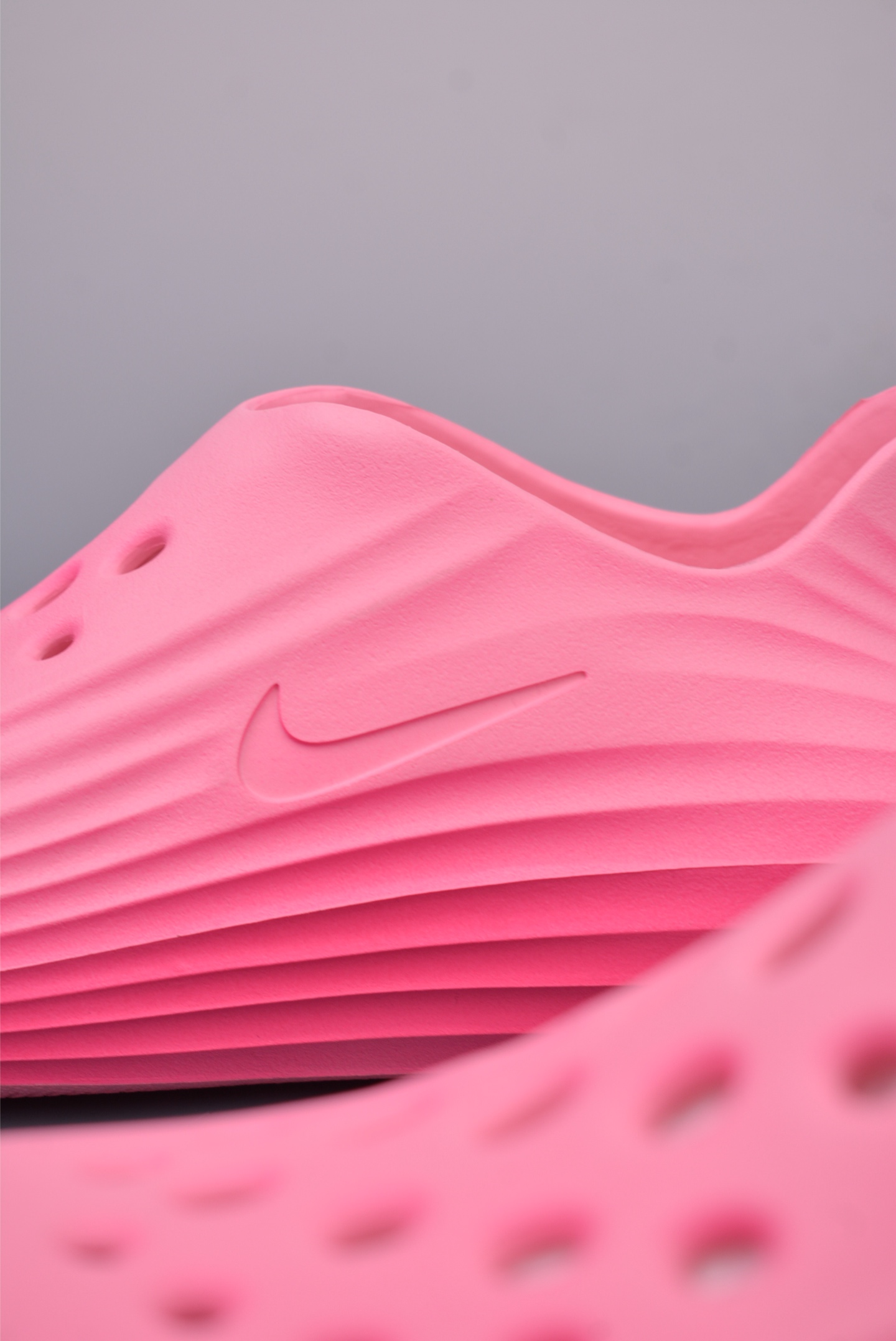 Nike ReactX Rejuven8 耐克夏日穿搭凉鞋 HV5062-681