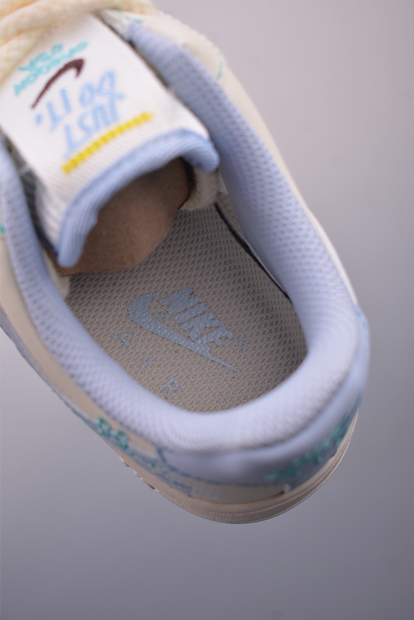 Nike Air Force 1 Low FJ7740-510 Blue Whisper Honeycomb Cushion Sneakers 9 i1748385178939 9956 0 8