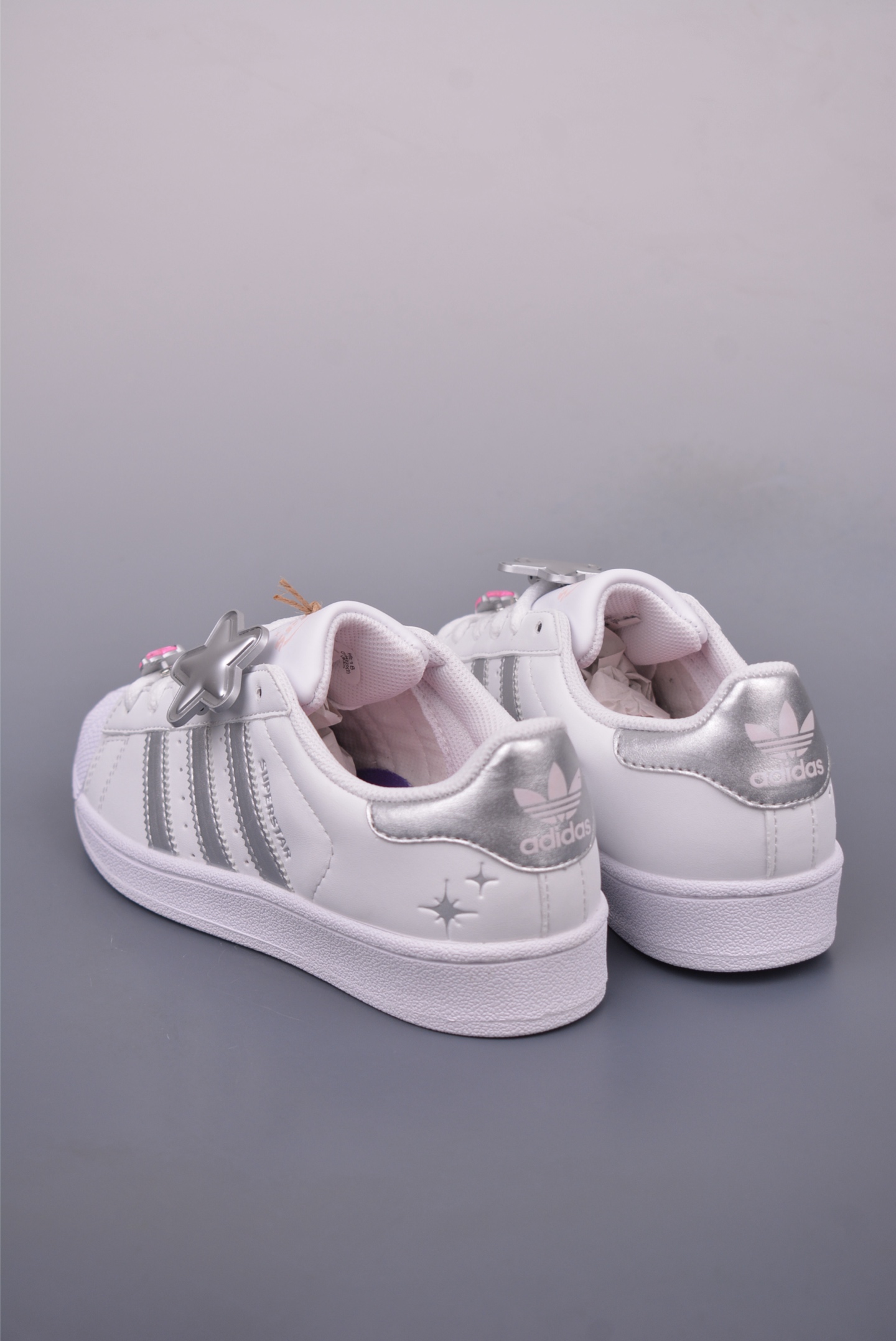 Adidas Originals Superstar 2nd Gen White Leather Sneakers - Limited Edition 2 i1748385632444 6224 0 1