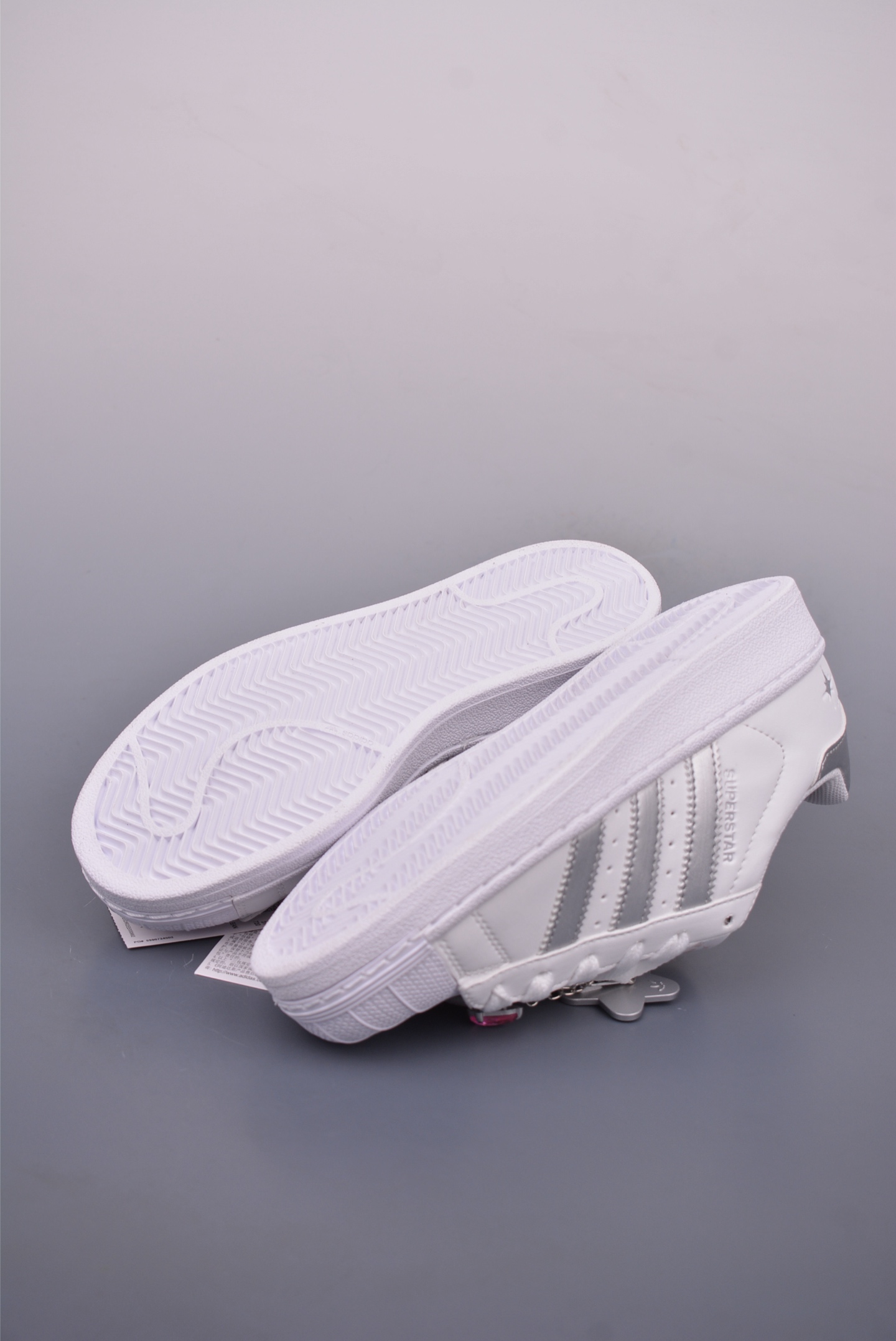 Adidas Originals Superstar 2nd Gen White Leather Sneakers - Limited Edition 3 i1748385632449 6873 0 2