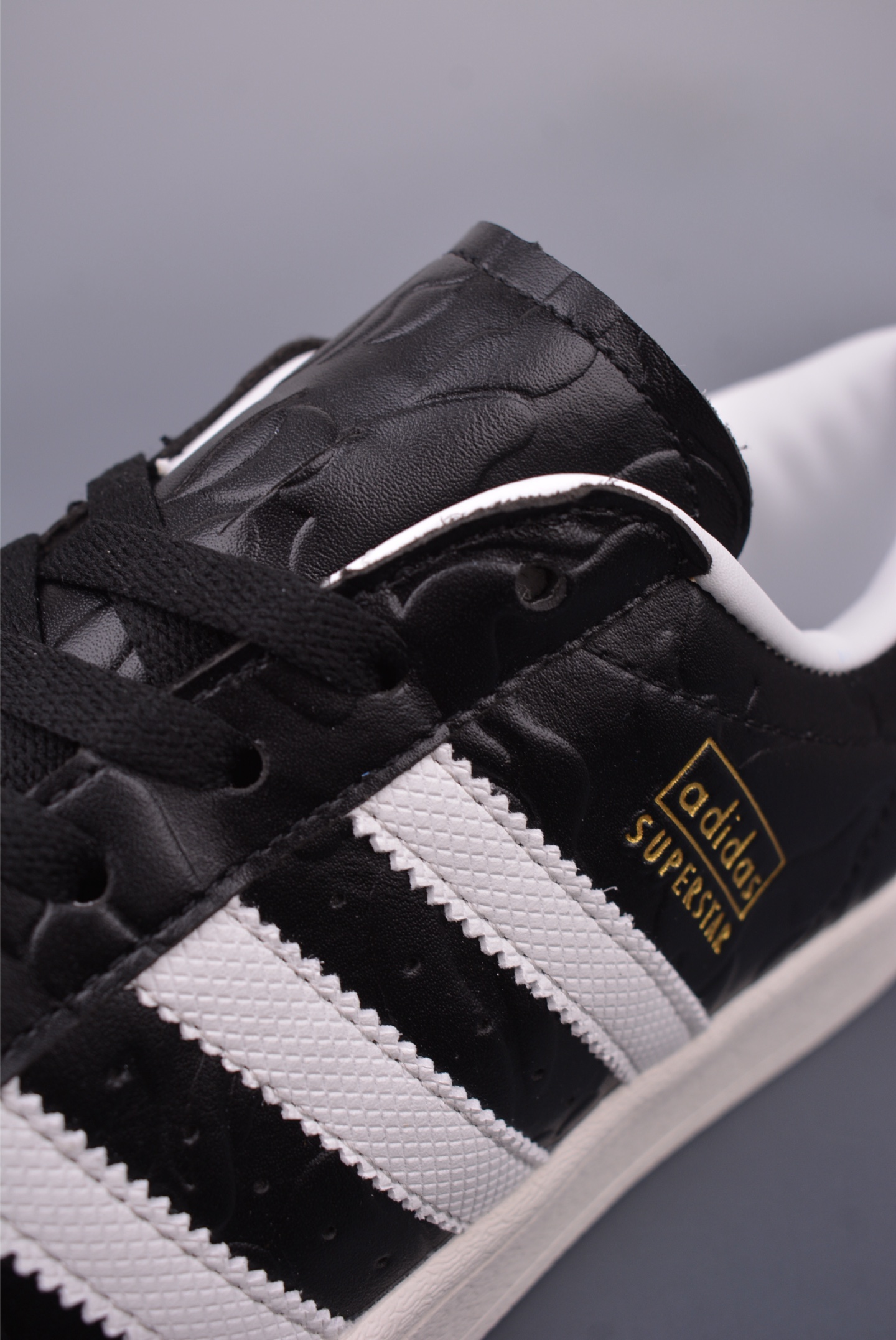 Adidas SUPERSTAR SSTR V BAPE 'A Bathing Ape' Collaboration Sneakers 8 i1748385884150 1097 0 6