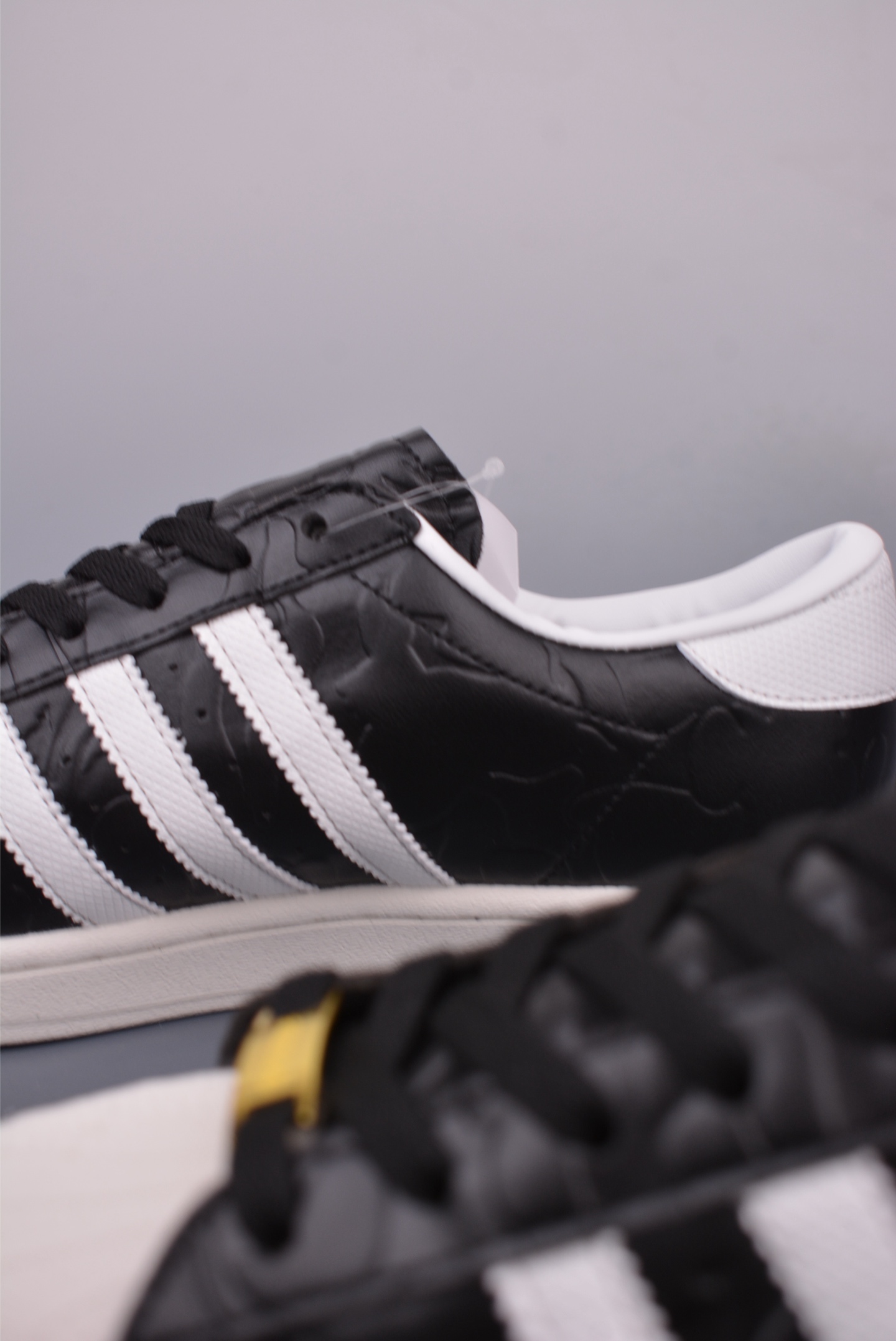 Adidas SUPERSTAR SSTR V BAPE 'A Bathing Ape' Collaboration Sneakers 9 i1748385884215 2025 0 7