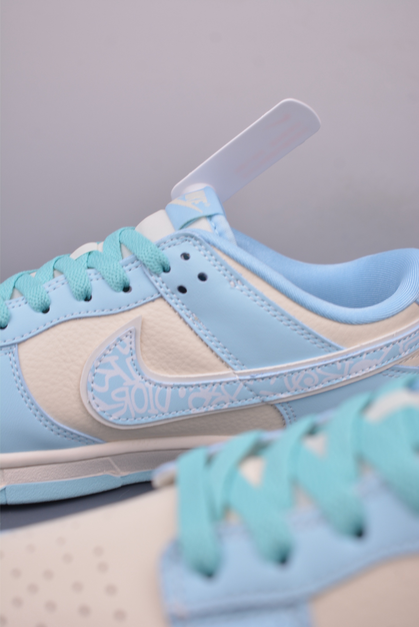 Nike SB Dunk Low Dior Shoes, Premium Leather, Comfortable and Stylish Sneakers 9 i1748386075764 1972 0 7