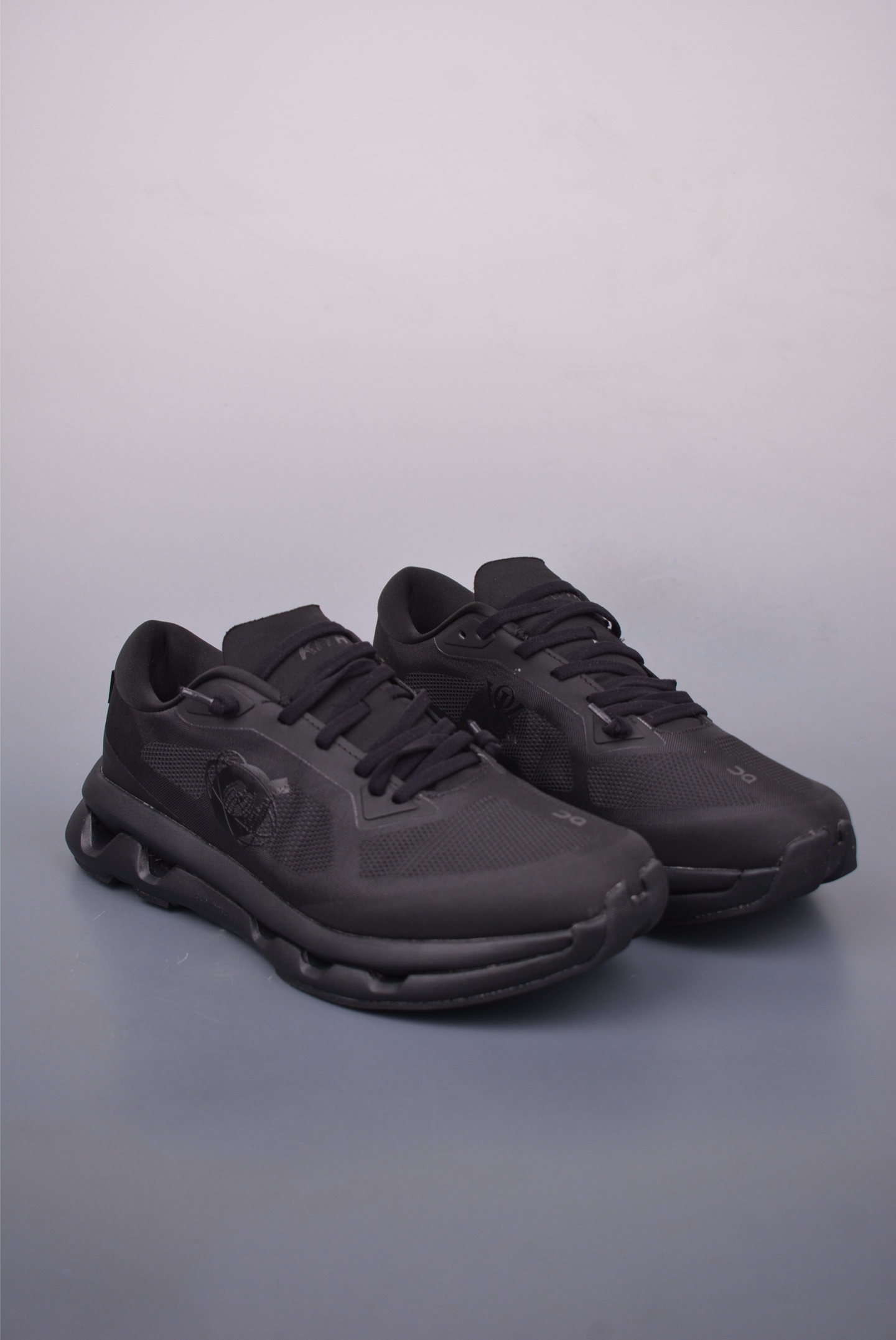 On Running Cloudtilt Loewe Inspired Sneakers - Urban Streetwear Style 5 i1748386287089 1509 0 3