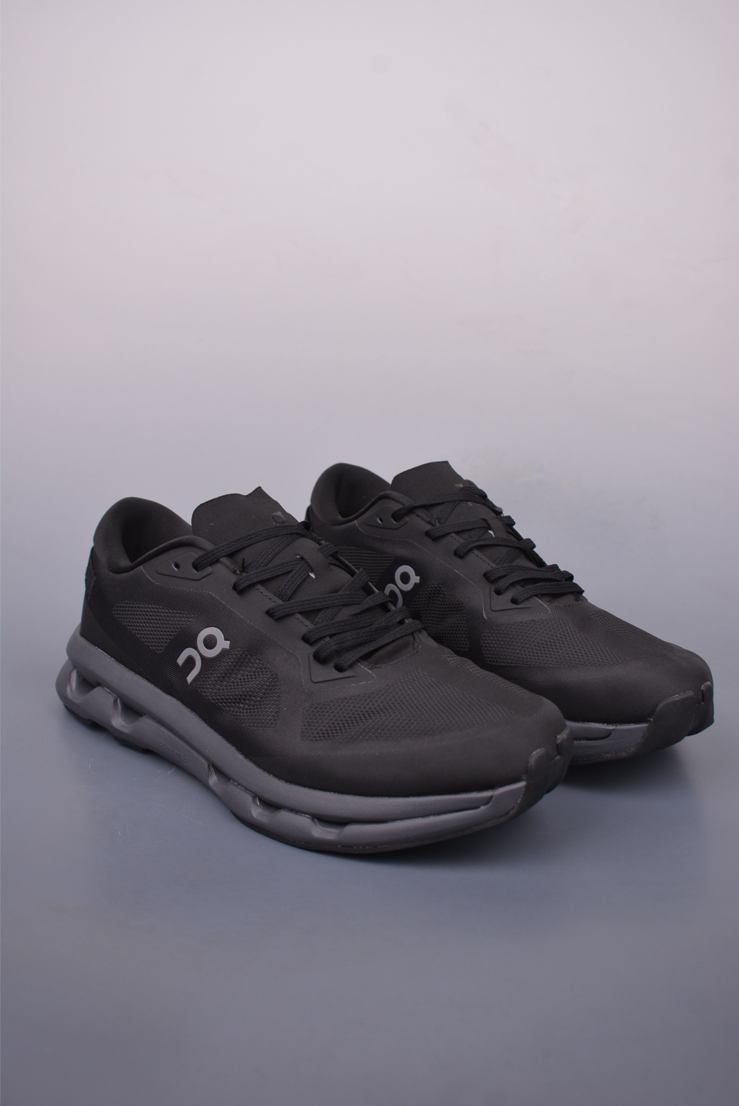 On Running Cloudtilt Loewe Inspired Sneakers - Urban Streetwear Style 3 i1748386287207 1935 0 1