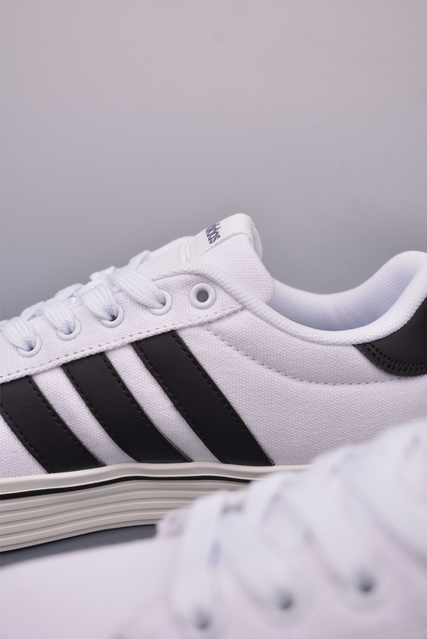 Adidas Barreda Daily 4.0 Low-Top Sneakers - Comfortable & Stylish 9 i1748386380218 7988 0 7