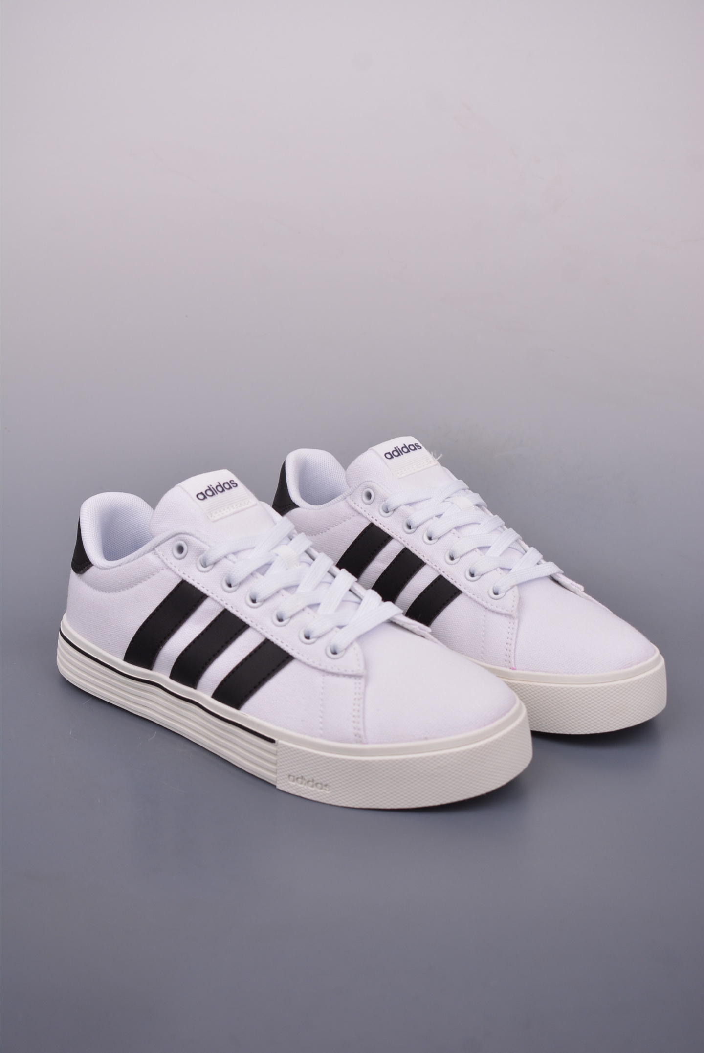 Adidas Barreda Daily 4.0 Low-Top Sneakers - Comfortable & Stylish 2 i1748386382456 5280 0 0
