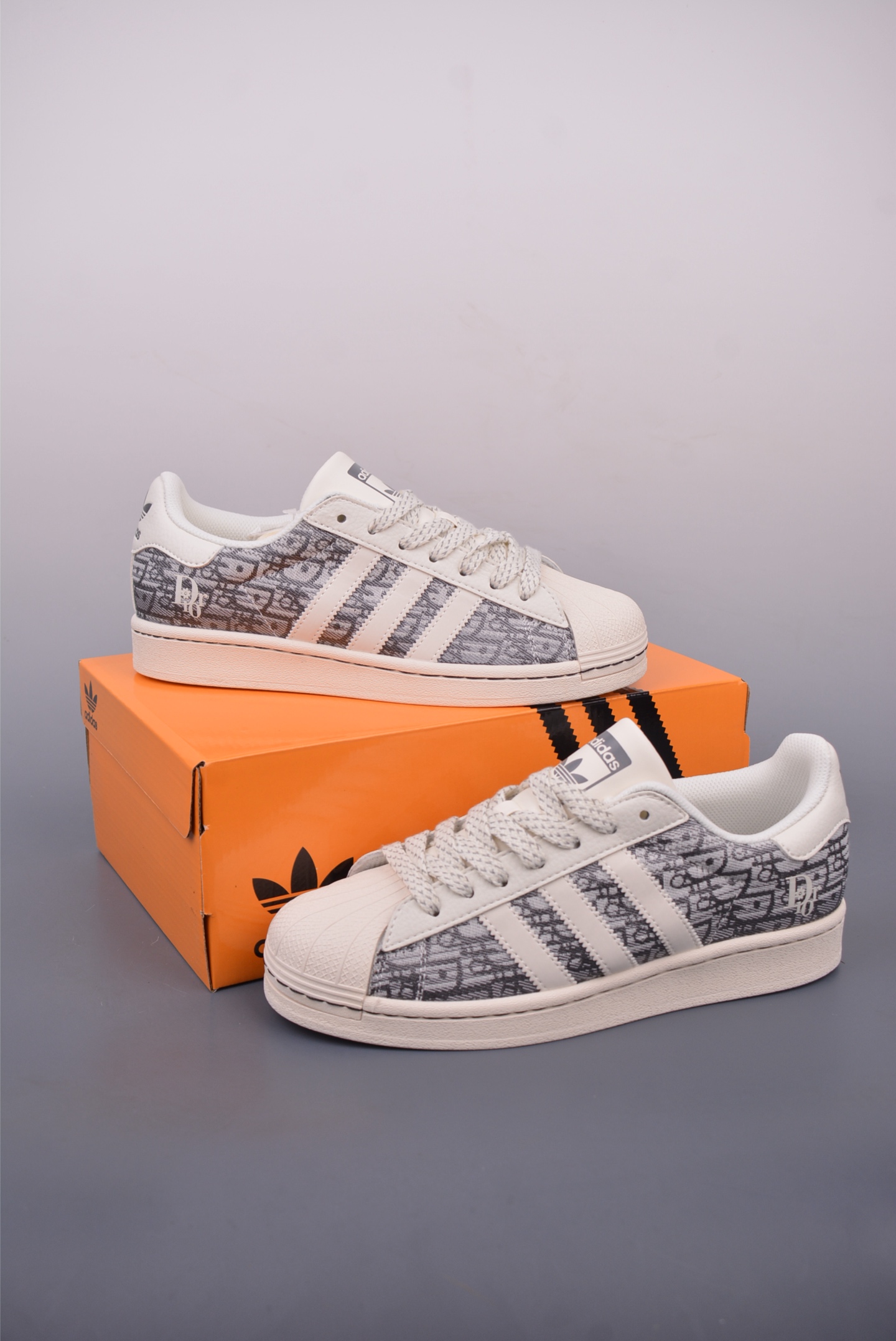 Adidas Originals Superstar DIY Shell Toe Sneakers with Louis Vuitton Pattern 2 i1748387049740 5441 0 1