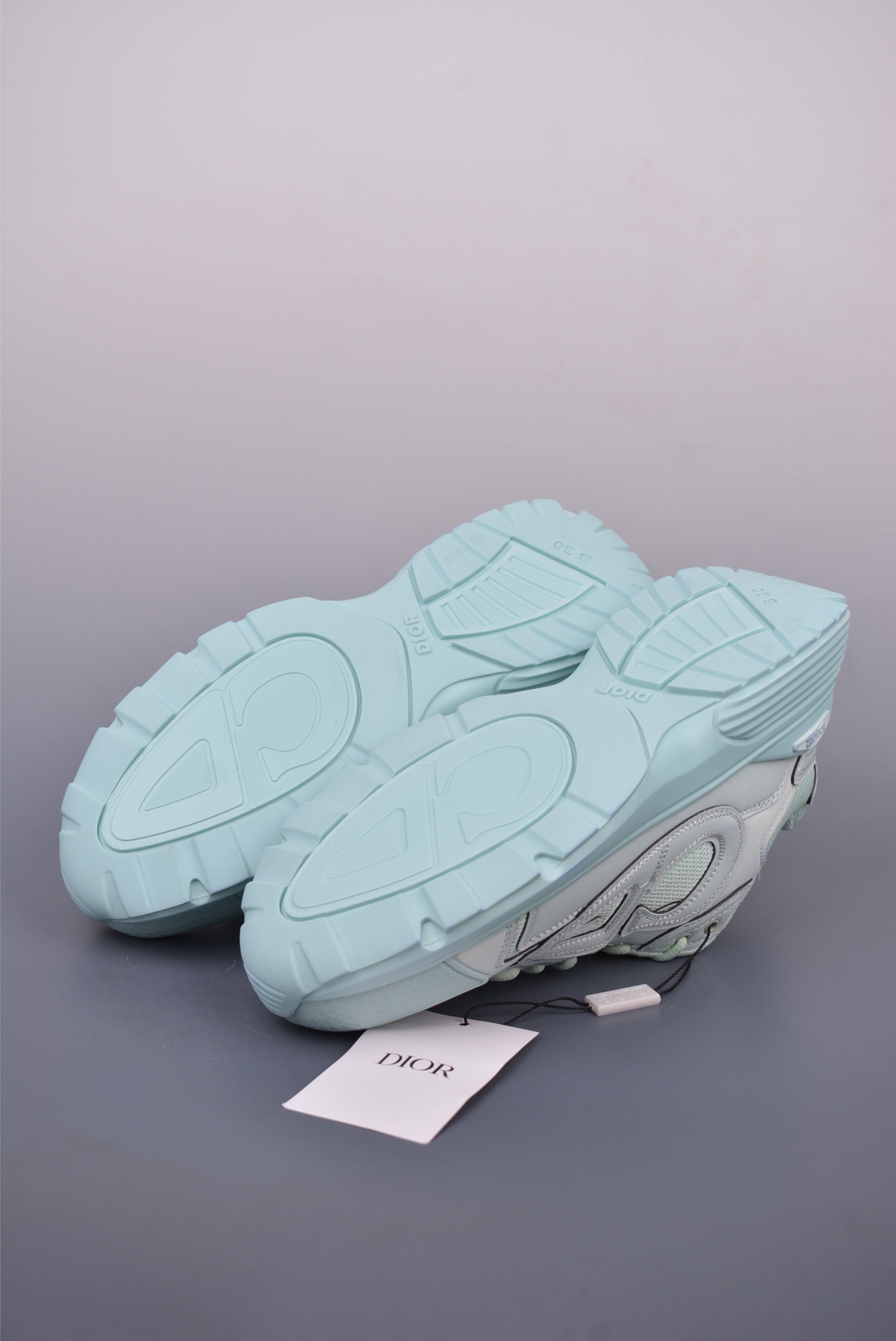 Dior B30 Light Blue Sneaker - Stylish, Comfortable, and High-Fashion Design 4 i1748387156926 27 0 2