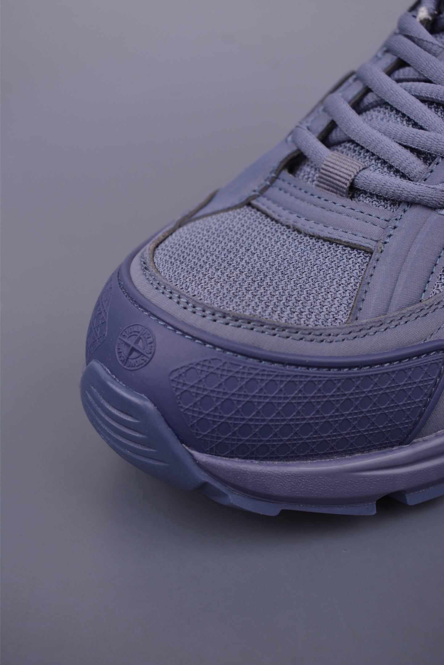 Dior B30 Casual Sneakers :Style, Comfort, and Iconic Design with CD30 Reflective Logo 6 i1748387249102 2995 0 5
