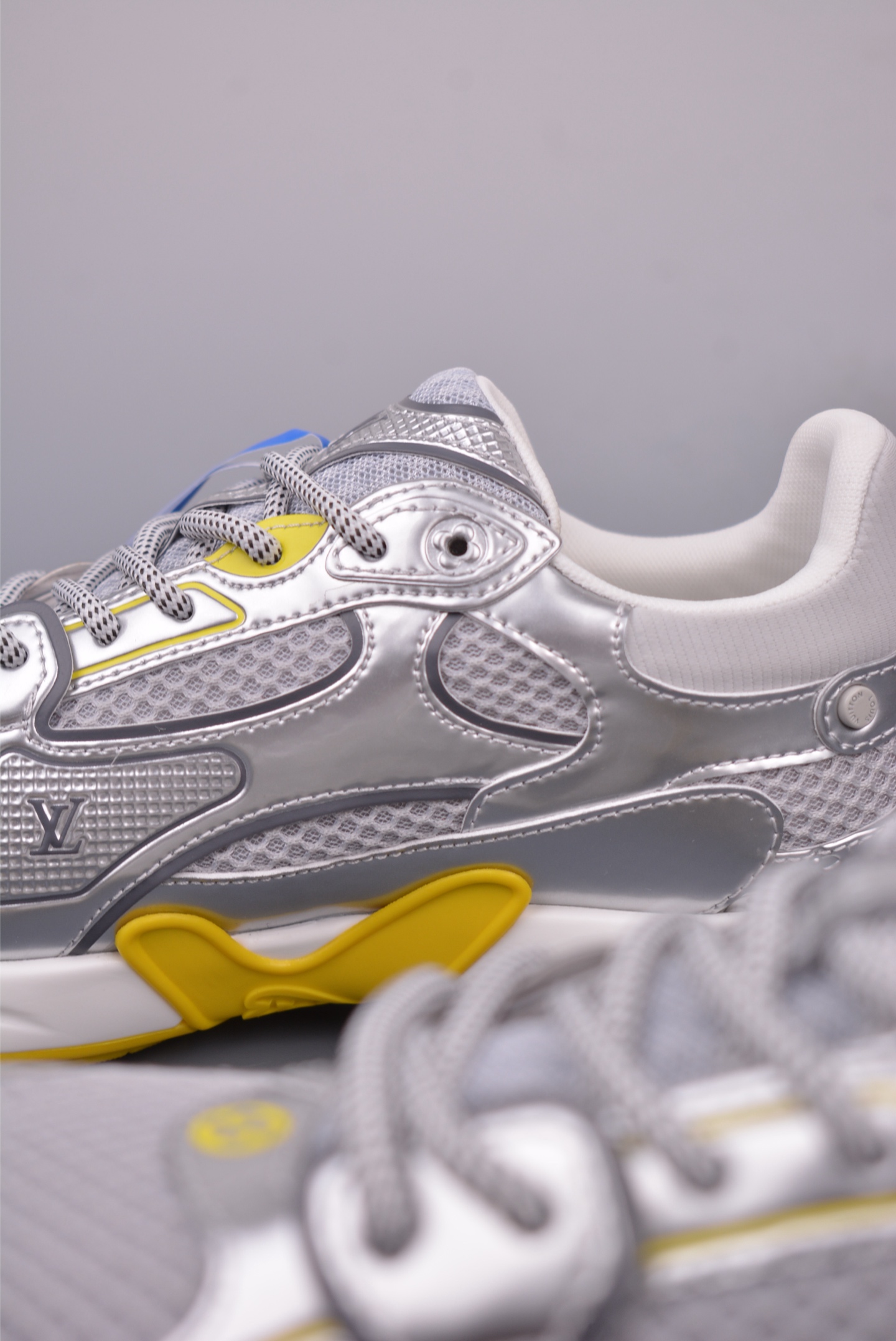 Louis Vuitton Olympia Silver Sneakers Breathable Mesh Design Shoes 8 i1748387885538 8333 0 7