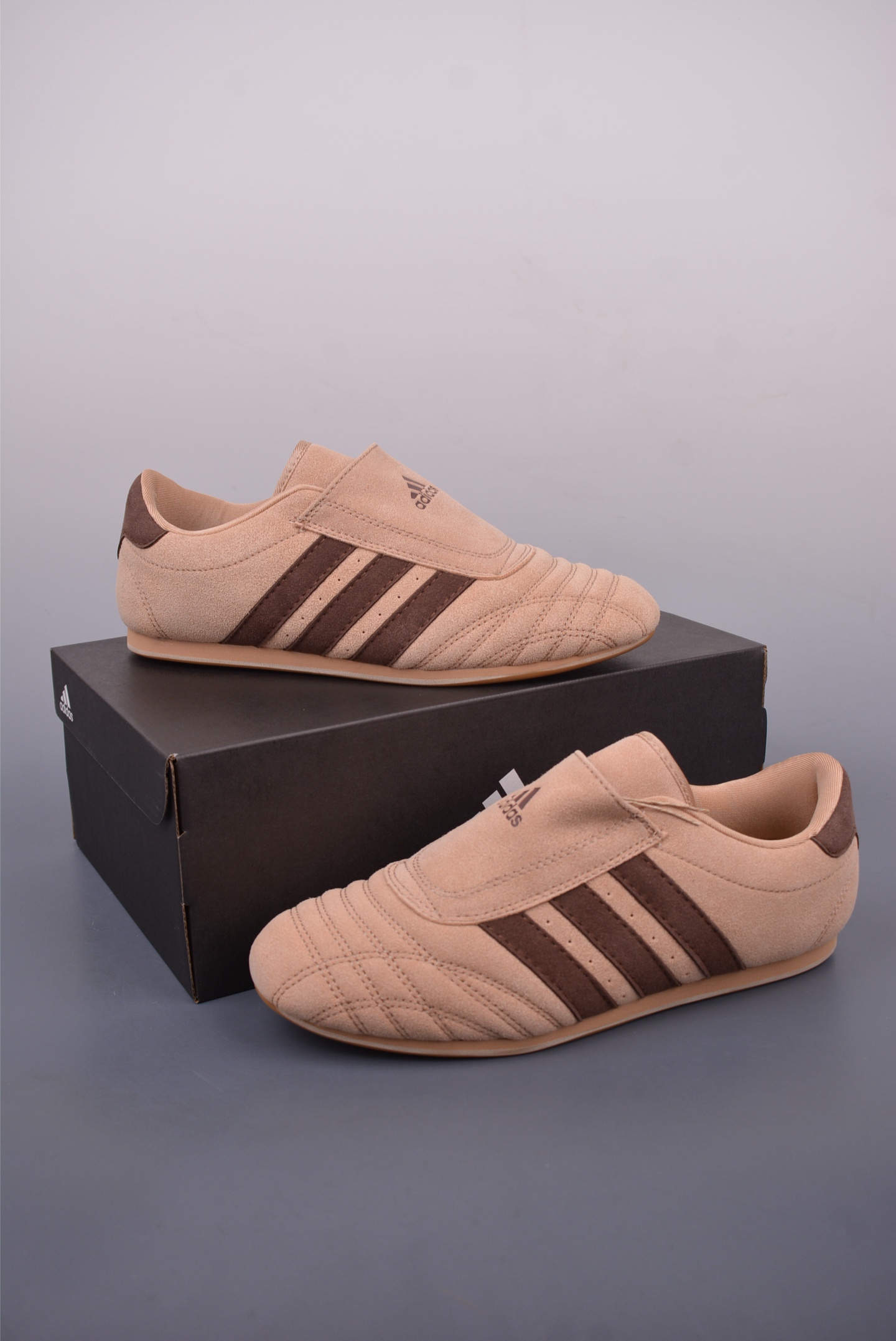 Adidas Originals Taekwondo Low Sneakers - Classic Retro Slip-On Training Shoes 5 i1748467908677 4817 0 4