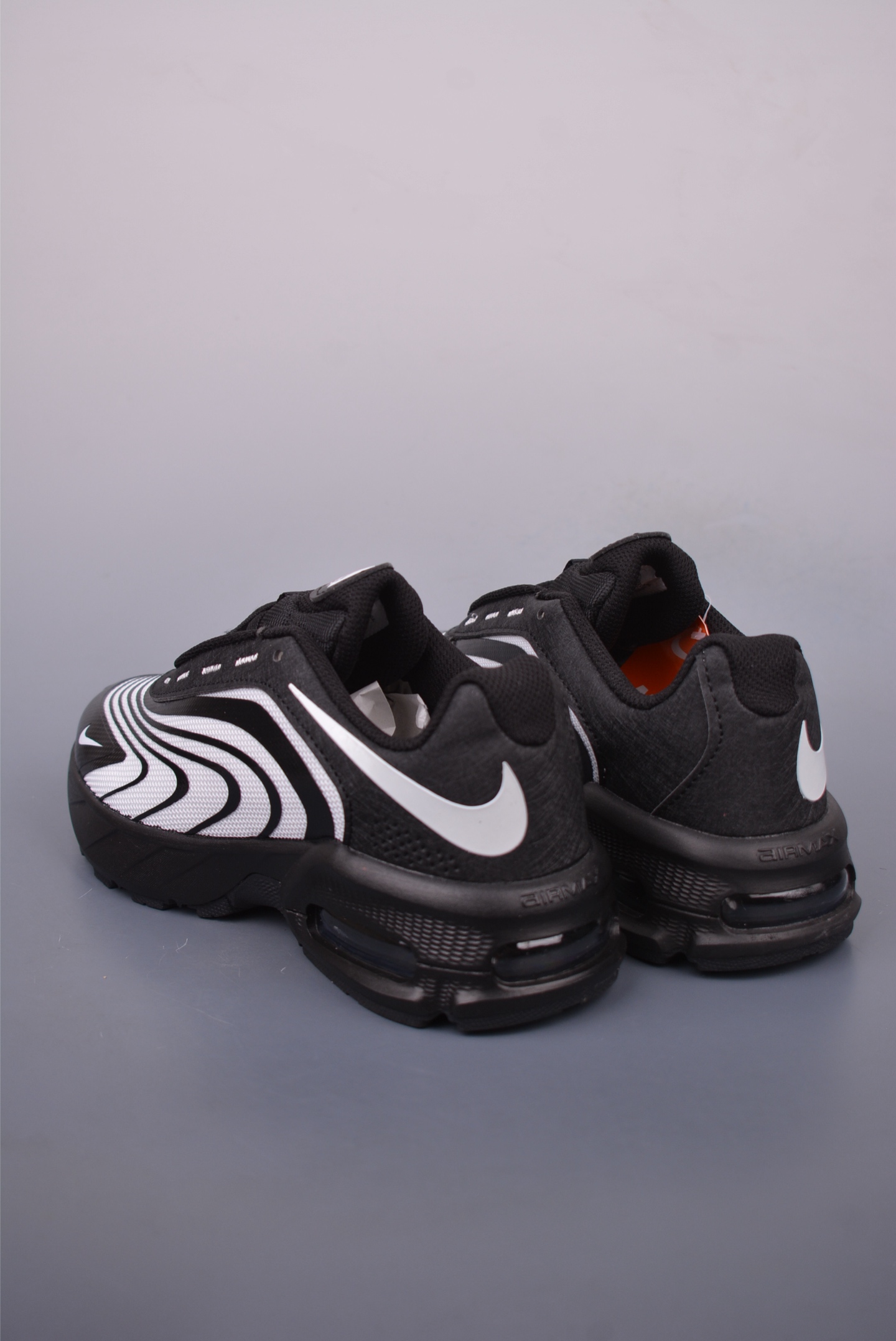 Nike Air Max Fire: Comfortable, Versatile, Retro Sneakers with Air Cushioning 2 i1748468116638 4196 0 1