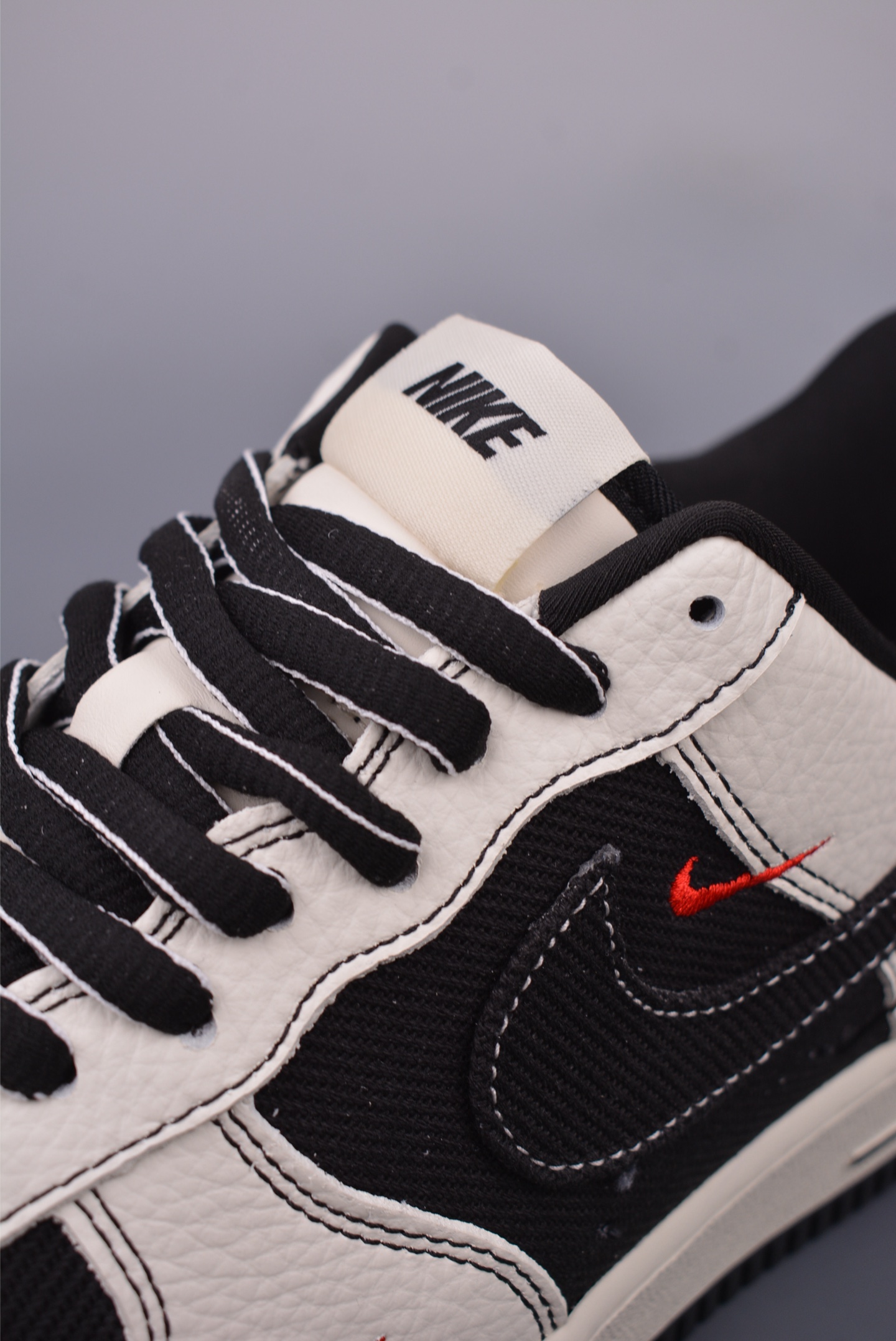 Nike Air Force 1 Low 灰白黑 SC9207-537