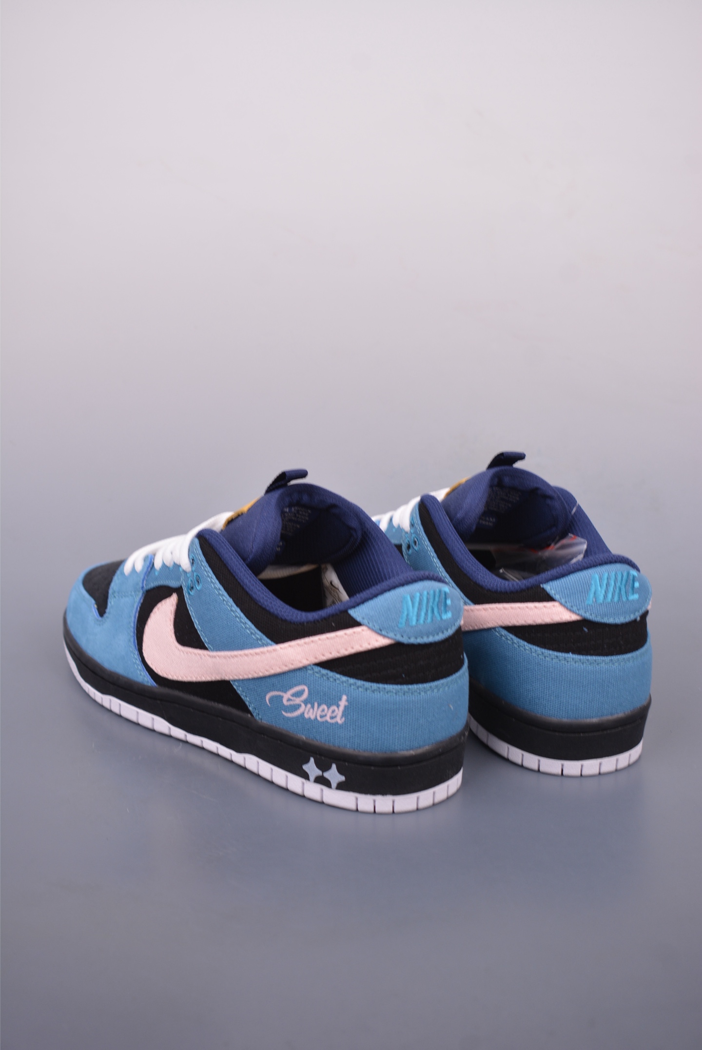 Nike SB Dunk Low Black Blue Canvas Premium Sneakers - Comfortable and Stylish 2 i1748469638220 9117 0 1