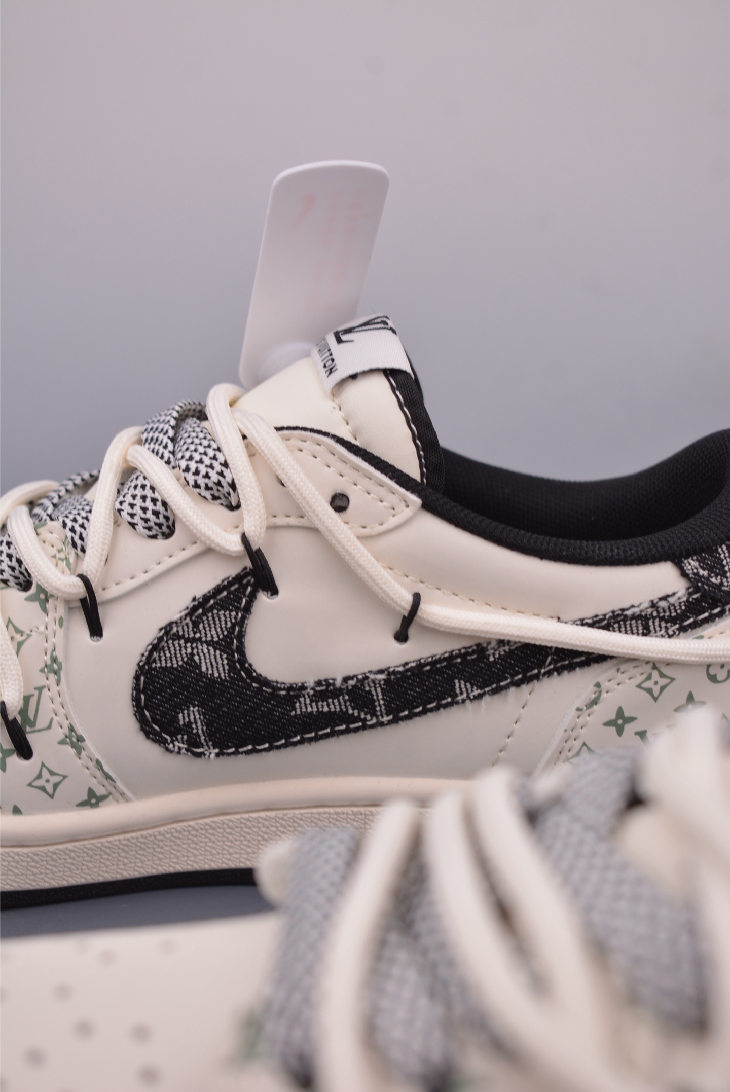 Fragment Travis Scott Louis Vuitton Air Jordan 1 Low Sneakers 9 i1748469691817 5965 0 1