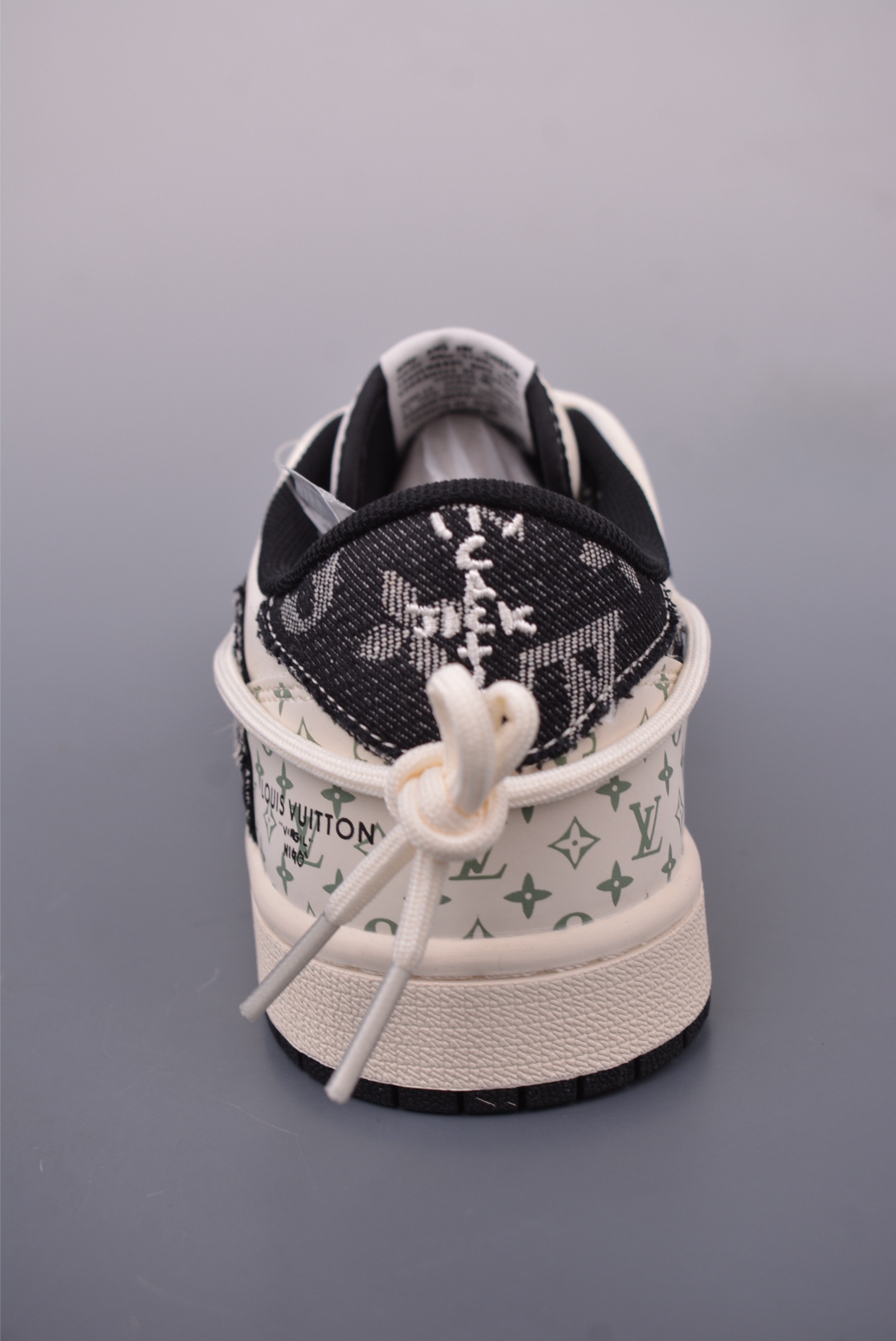 Fragment Travis Scott Louis Vuitton Air Jordan 1 Low Sneakers 5 i1748469746656 6440 0 3