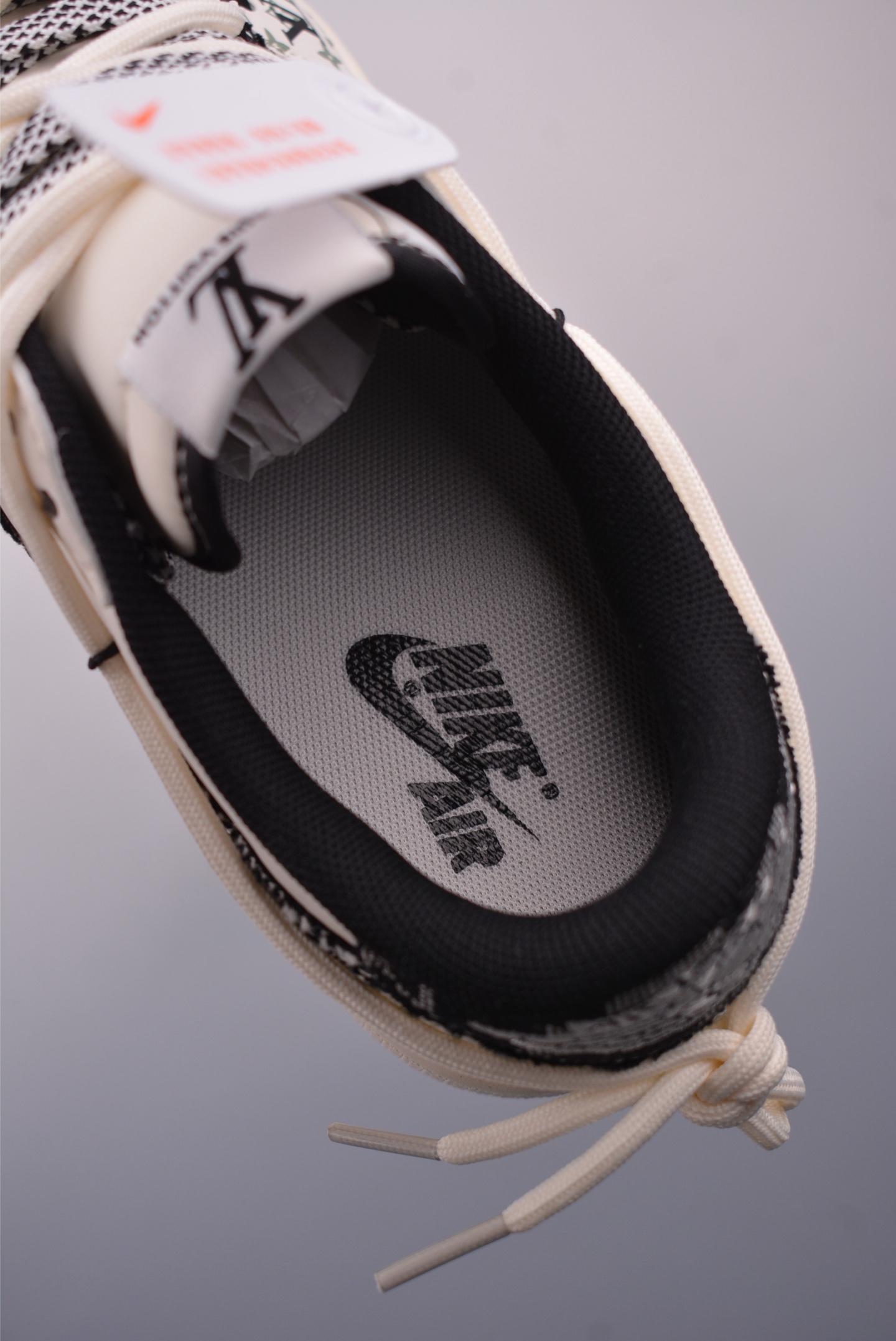 Fragment Travis Scott Louis Vuitton Air Jordan 1 Low Sneakers 10 i1748469747764 7453 0 8