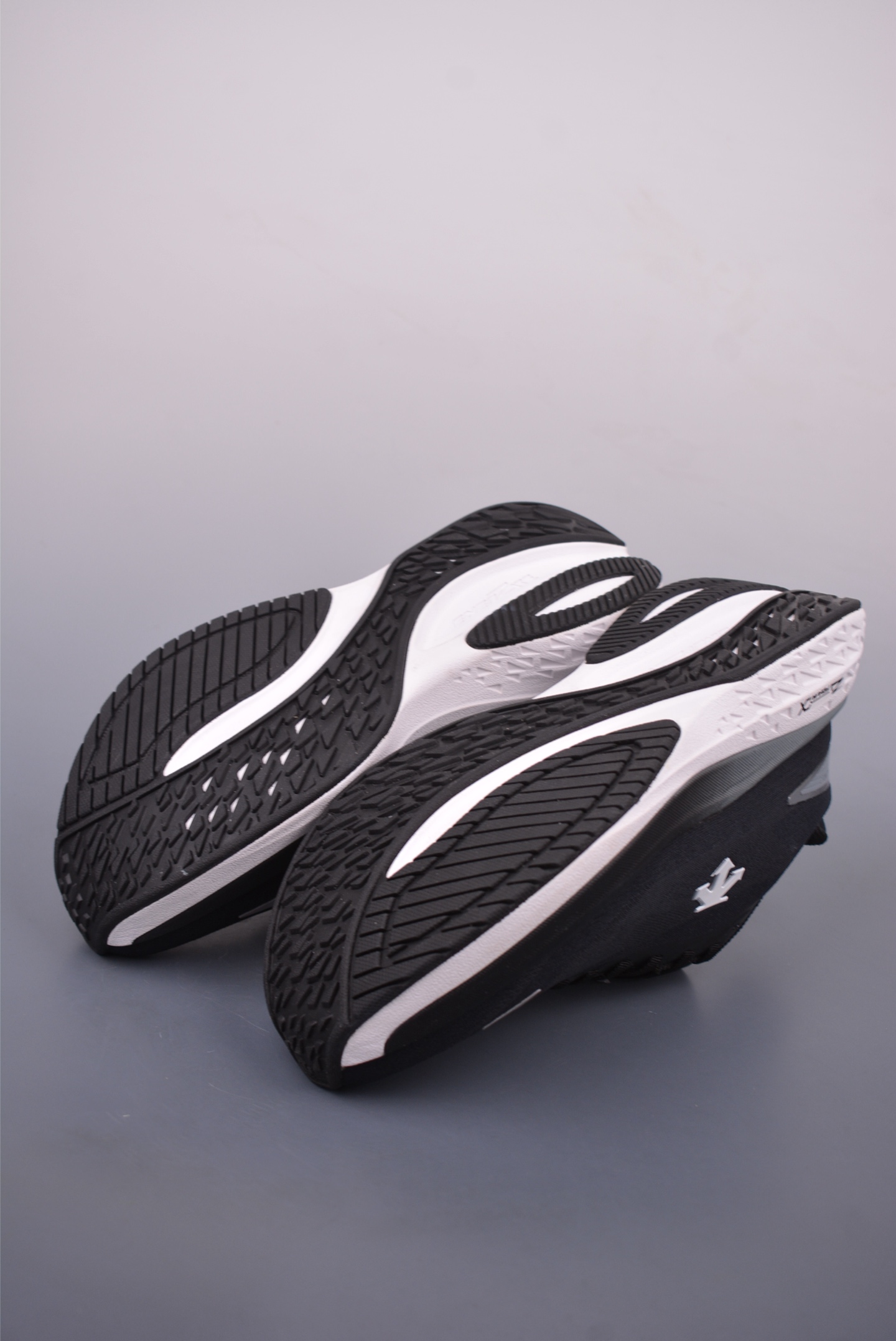 DESCENTE迪桑特 ENERZITE RIDE SP113RRN21