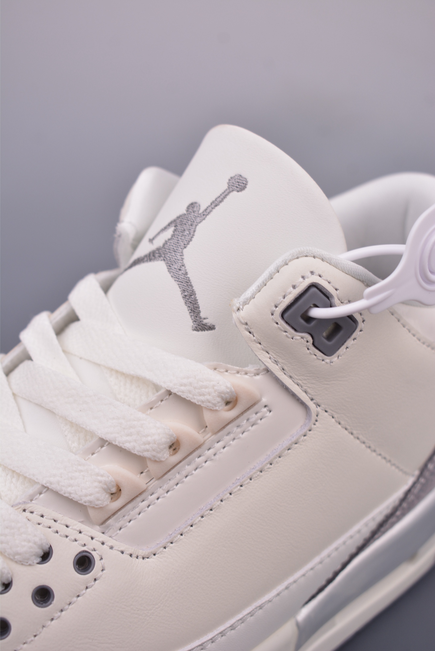 Air Jordan 3 Retro Grey/White Basketball Shoes - Ultimate Comfort & Style 7 i1748473934046 6139 0 6