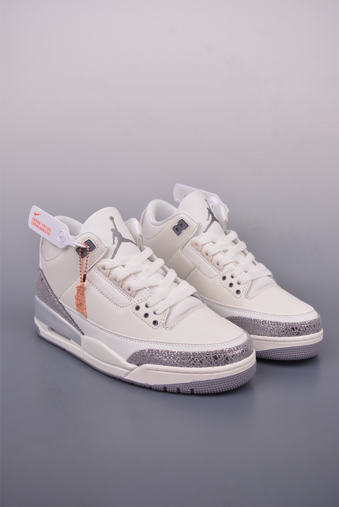 Air Jordan 3 Retro Grey/White Basketball Shoes - Ultimate Comfort & Style 1 i1748473937137 9614 0 0