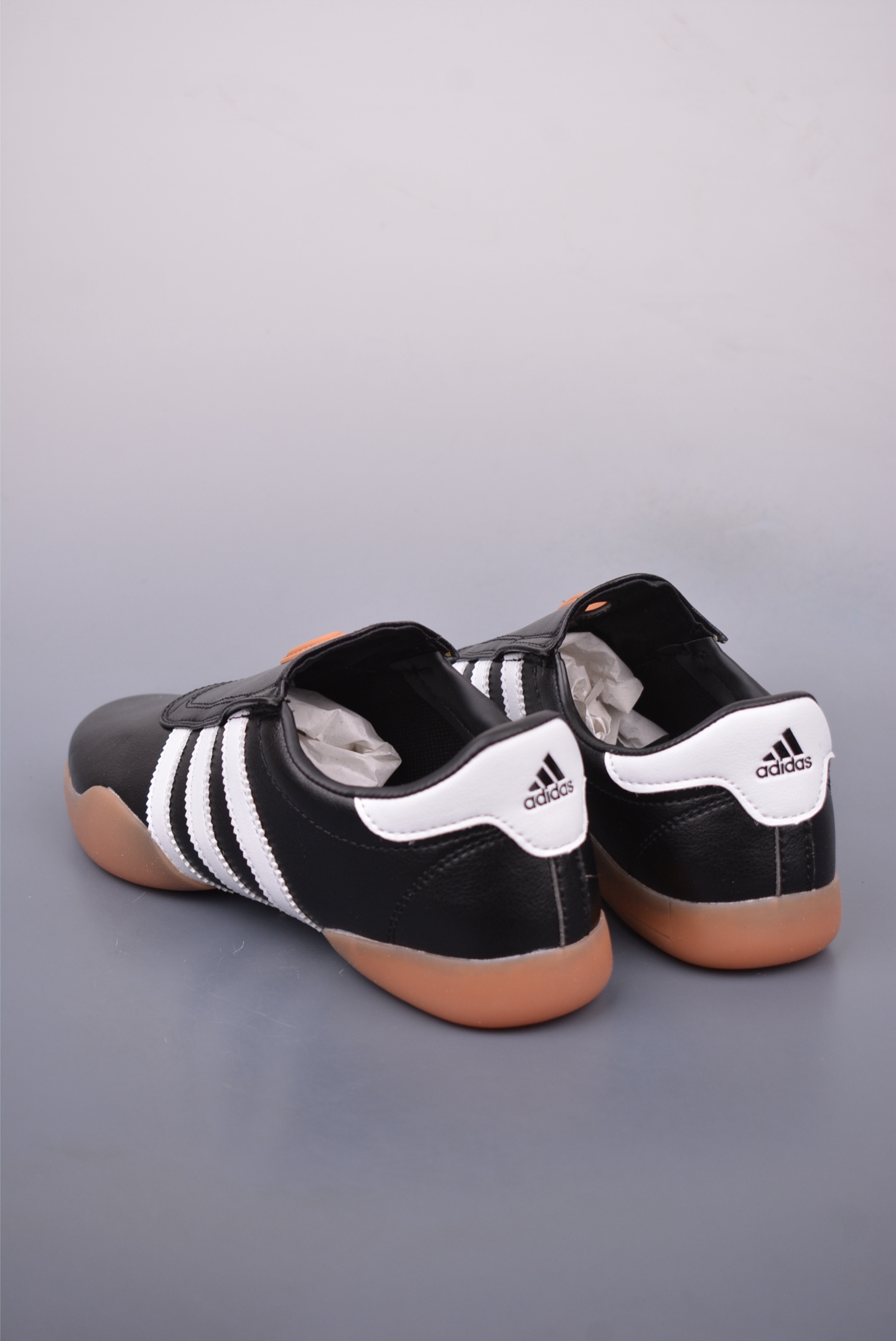 [Adidas Originals Series] The package feels comfortable and you can
