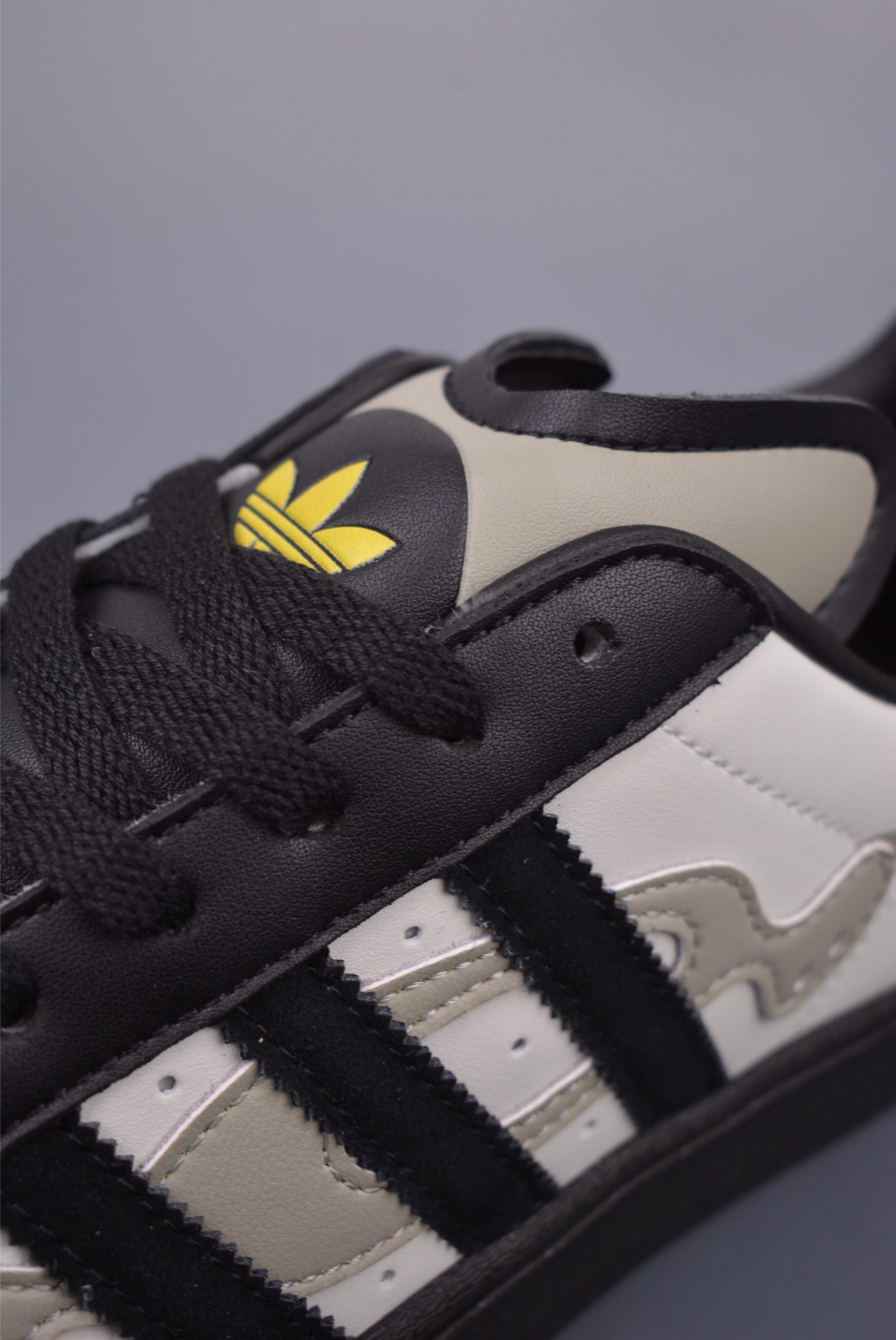 Adidas Originals Superstar 2.0 White Black Leather Shell Toe Sneakers 8 i1748666926815 8506 0 6