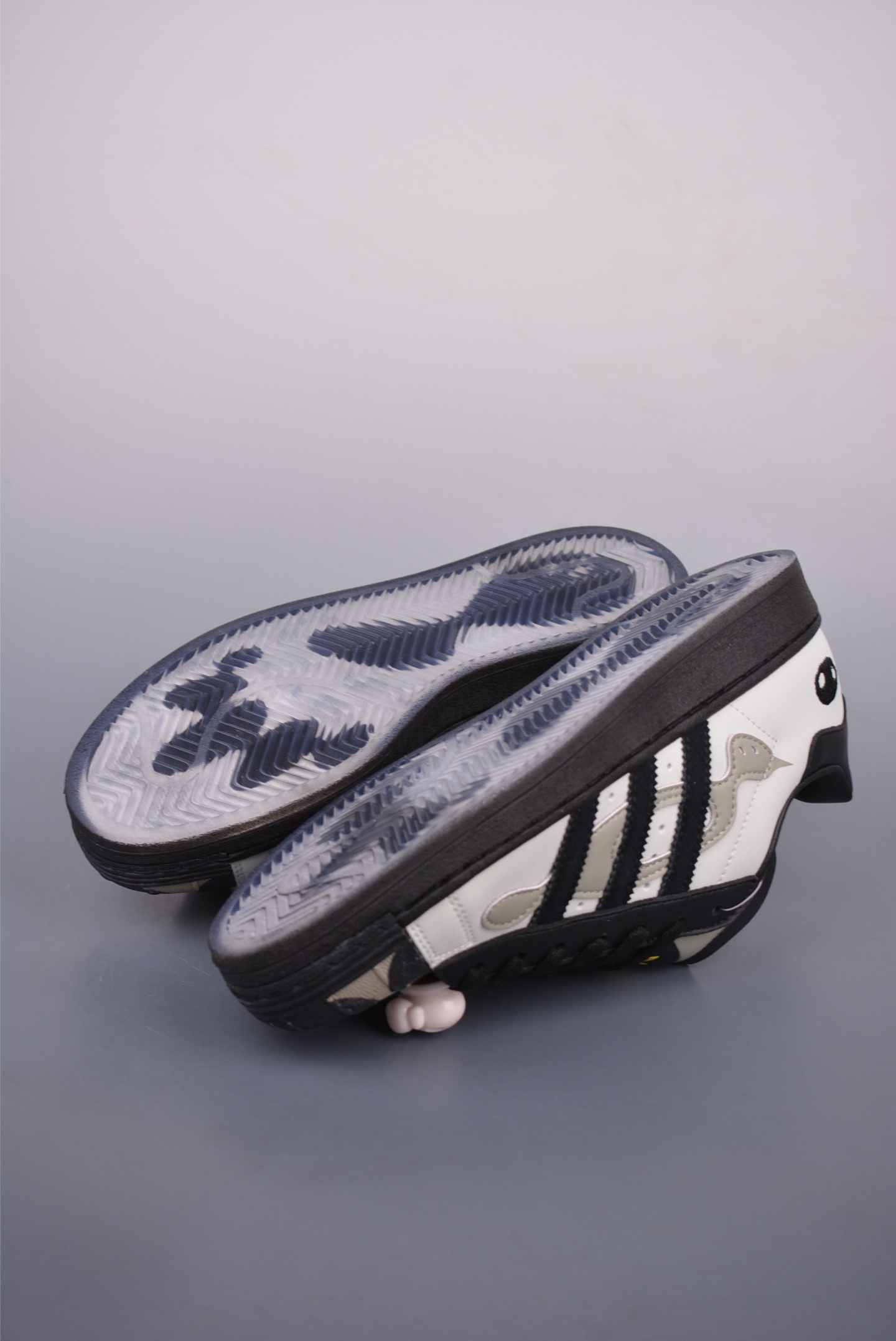 Adidas Originals Superstar 2.0 White Black Leather Shell Toe Sneakers 4 i1748666926862 7571 0 2