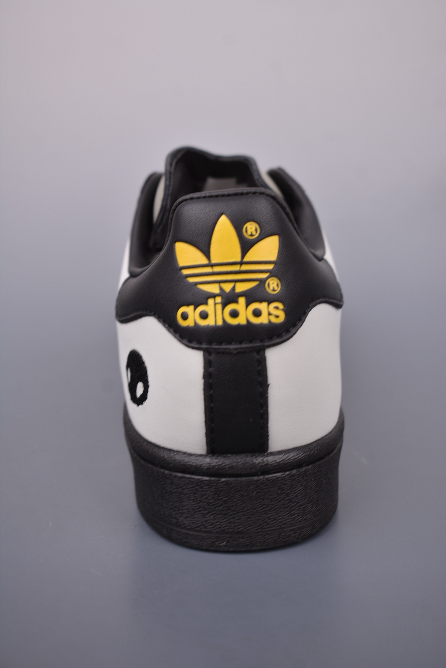 Adidas Originals Superstar 2.0 White Black Leather Shell Toe Sneakers 5 i1748666926885 98 0 3