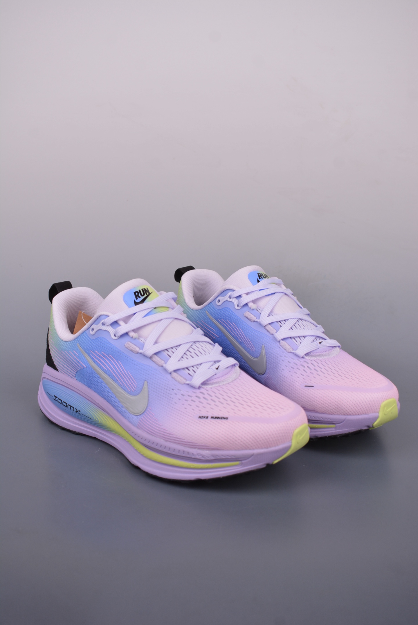 Nike Air Zoom Vomero 18 全新科技提前原鞋开发 运动跑鞋  IB5168-500