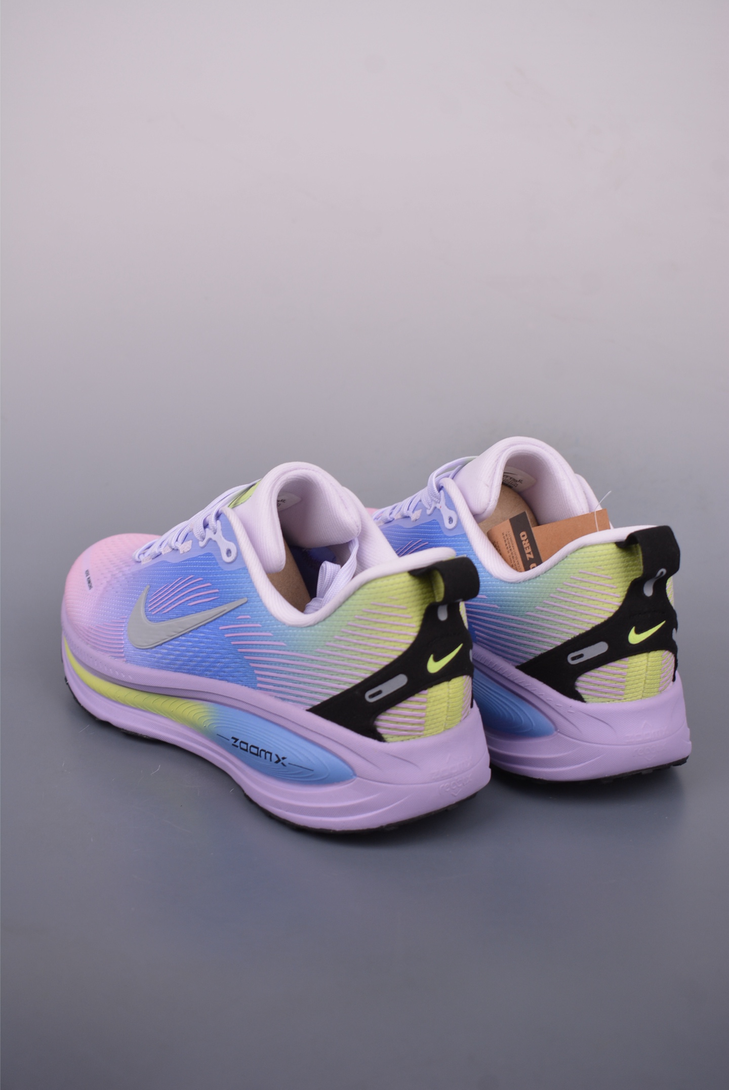 Nike Air Zoom Vomero 18 全新科技提前原鞋开发 运动跑鞋  IB5168-500