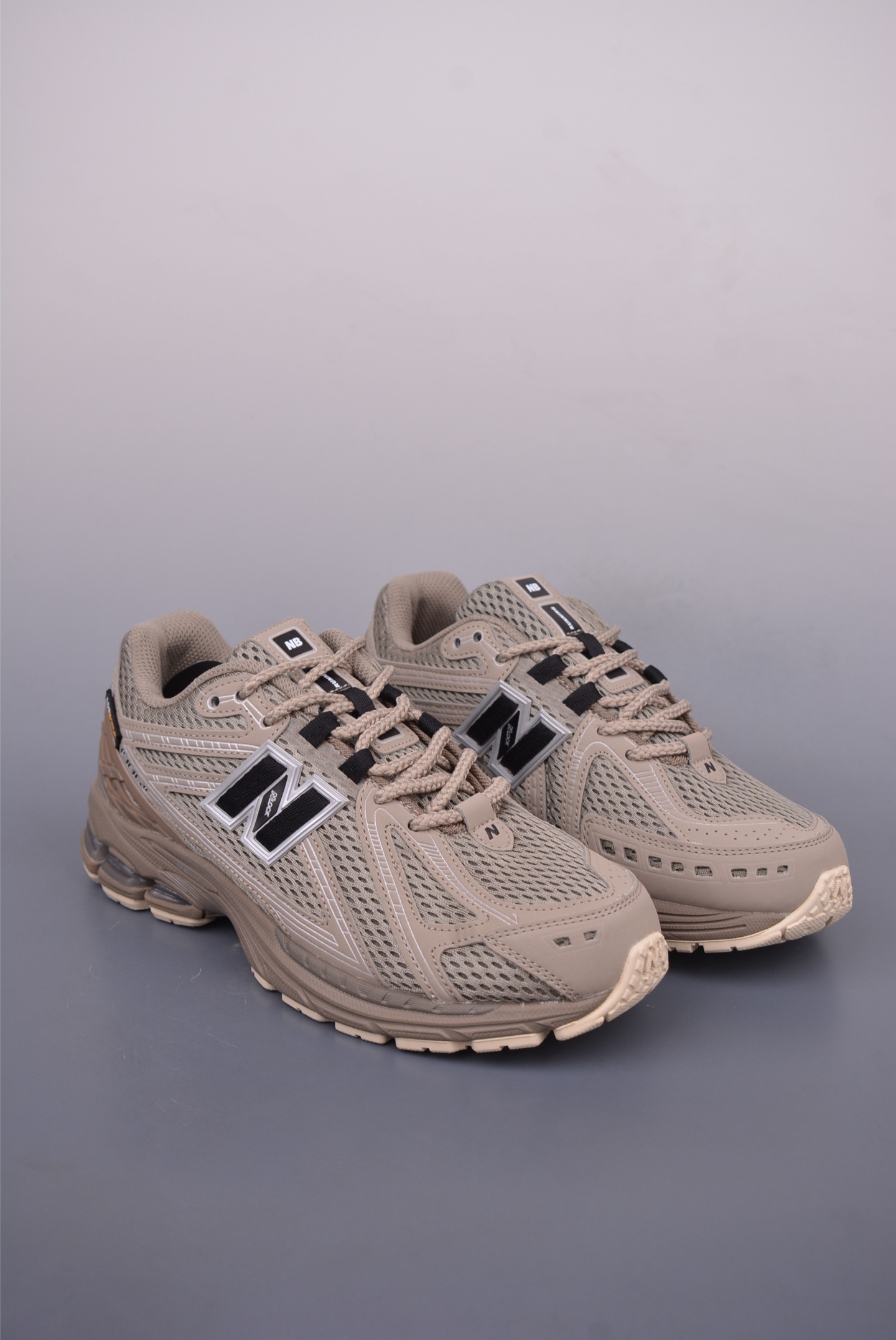 New Balance 1906R Retro Sneakers - Classic Style & Modern Comfort 1 i1748669047956 316 0 0