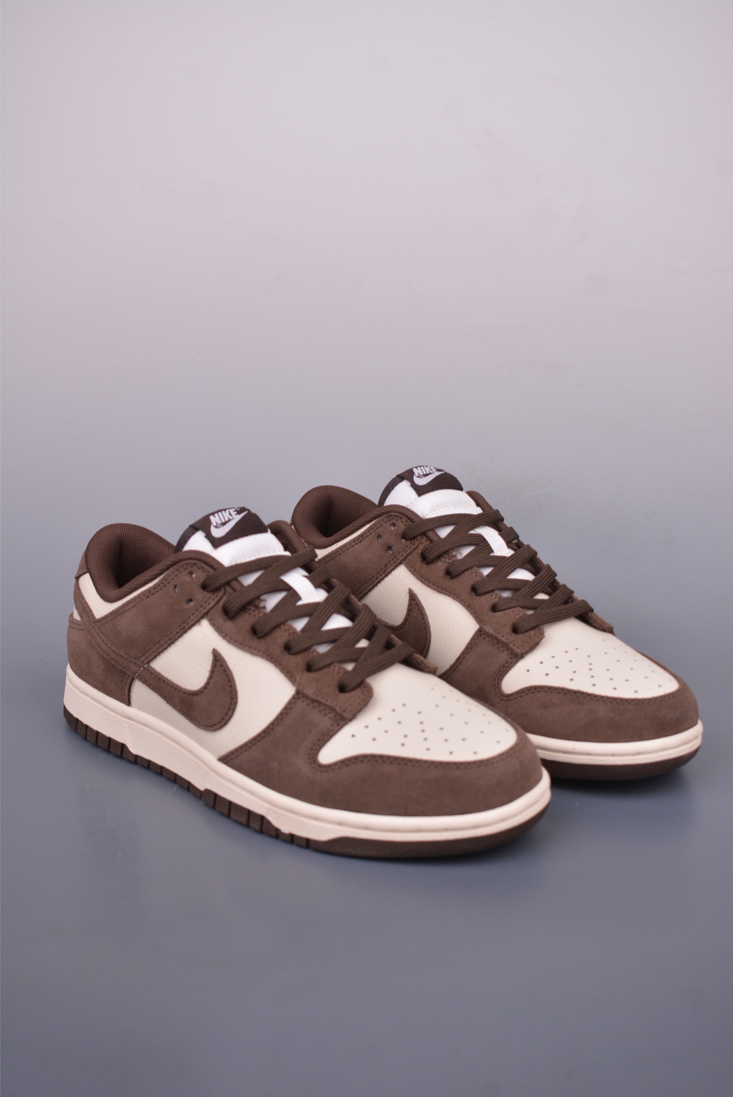 Nike SB Dunk Low Brown Premium Leather Sneakers - Comfortable & Stylish 2 i1748671841747 8158 0 0