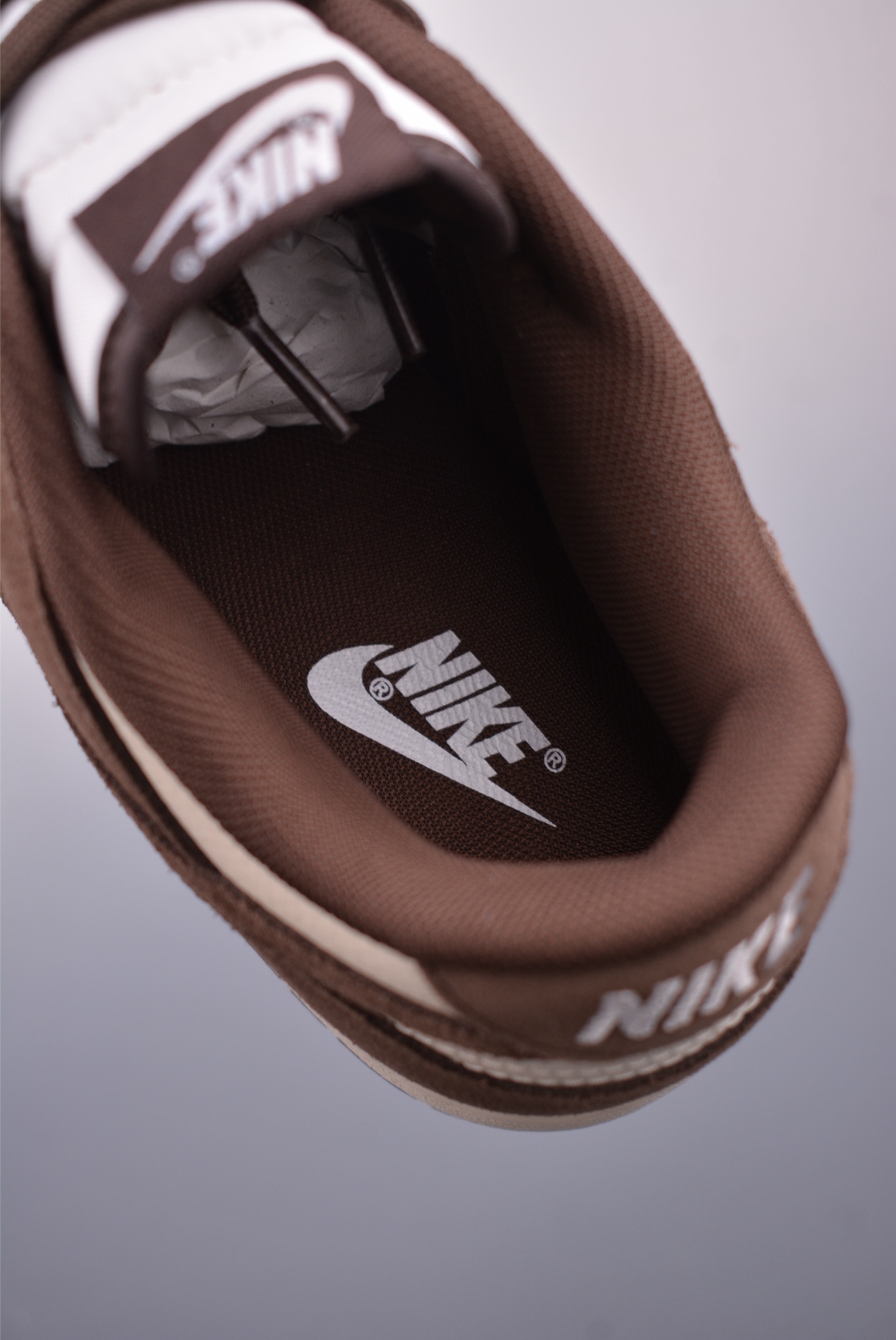 Nike SB Dunk Low Brown Premium Leather Sneakers - Comfortable & Stylish 10 i1748671841799 6072 0 8