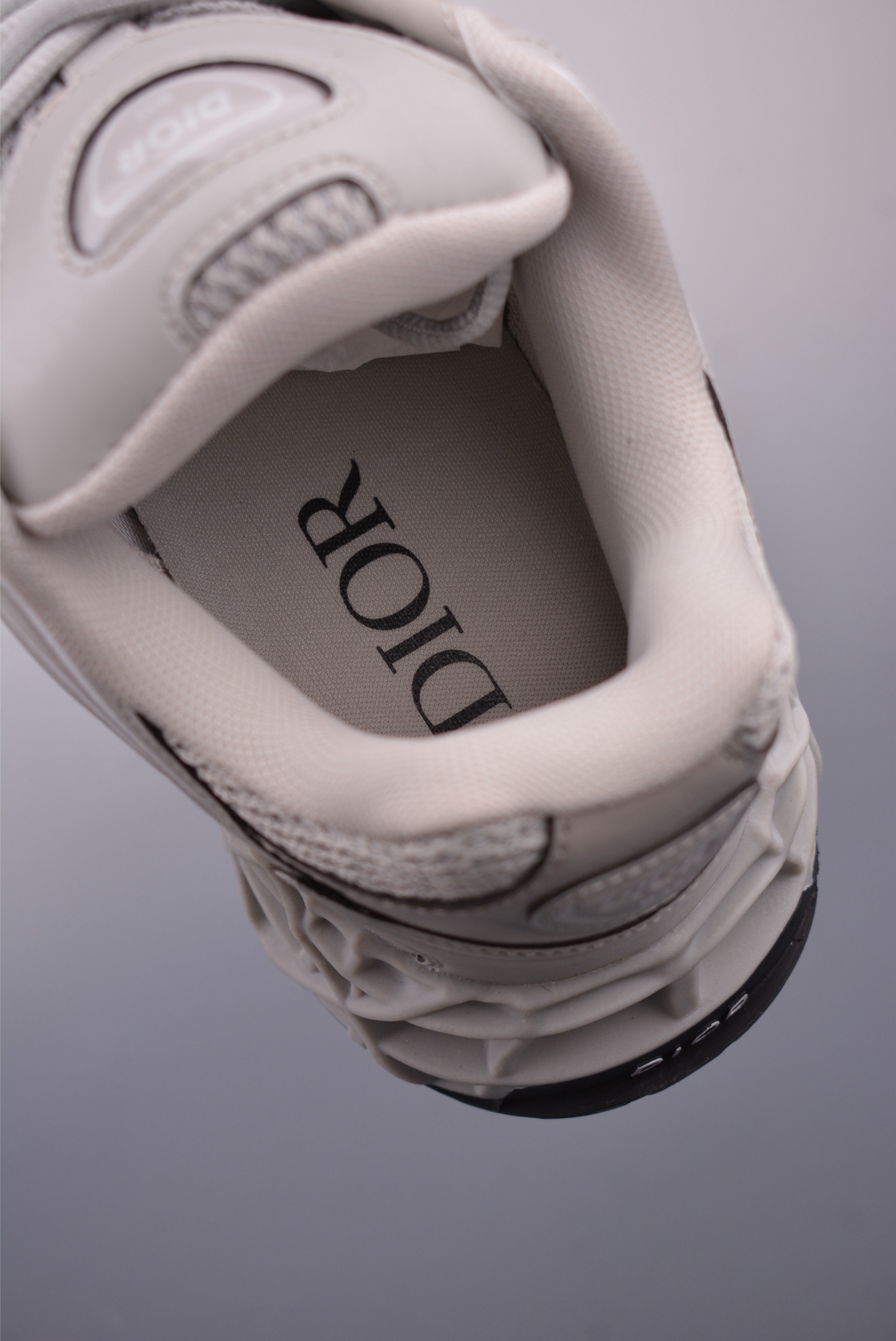 Dior B35 NXT Sneakers - 3D Printed, Mesh, and Tech Fabric - Available Now! 10 i1748672046307 1220 0 8