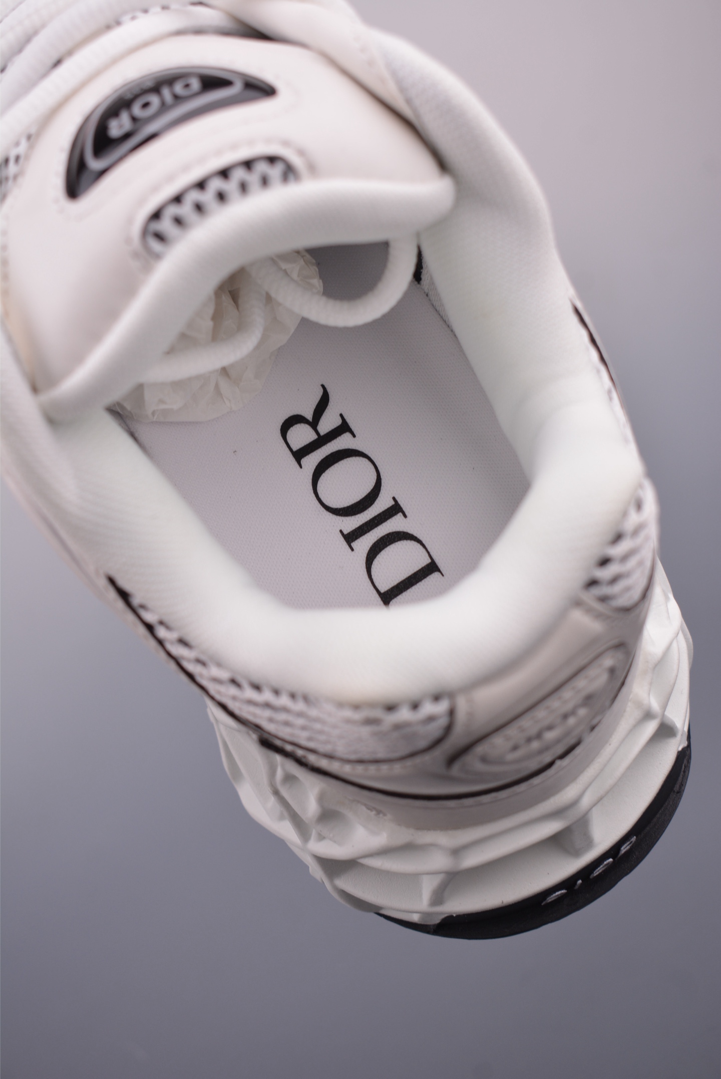 Dior B35 NXT Sneakers: 3D Printed, Mesh, and Retro Style 10 i1748672069322 5854 0 8