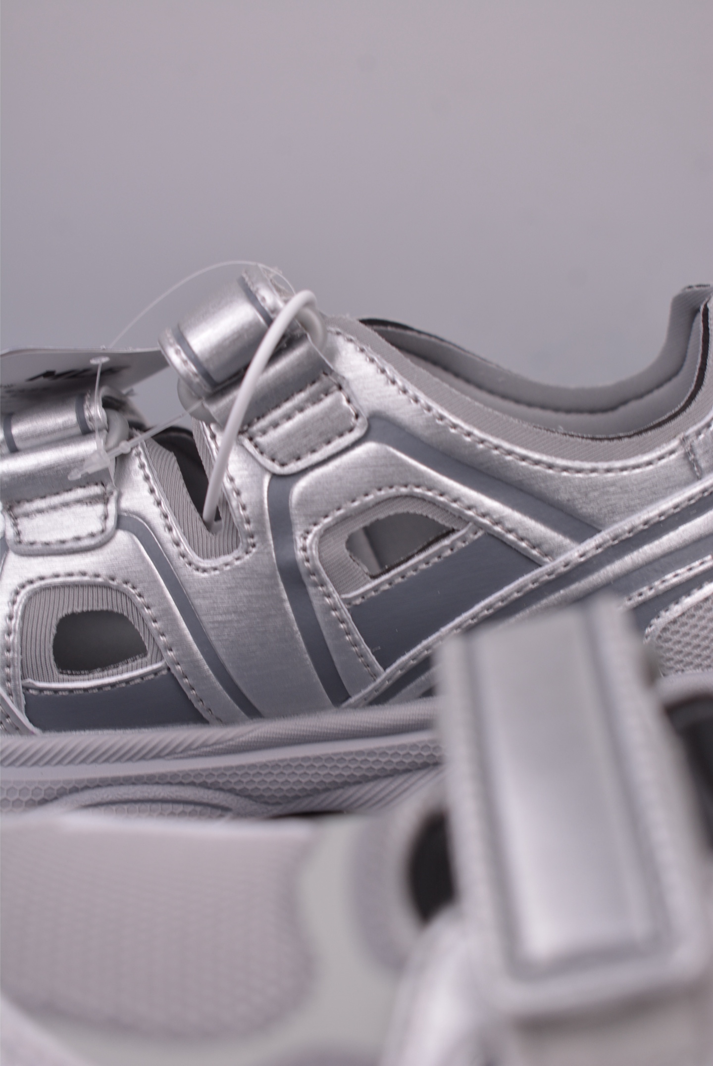 MLB Ace Runner Mary Jane Silver Platform Hook and Loop Fashion Sneakers 8 i1748681222103 6042 0 7