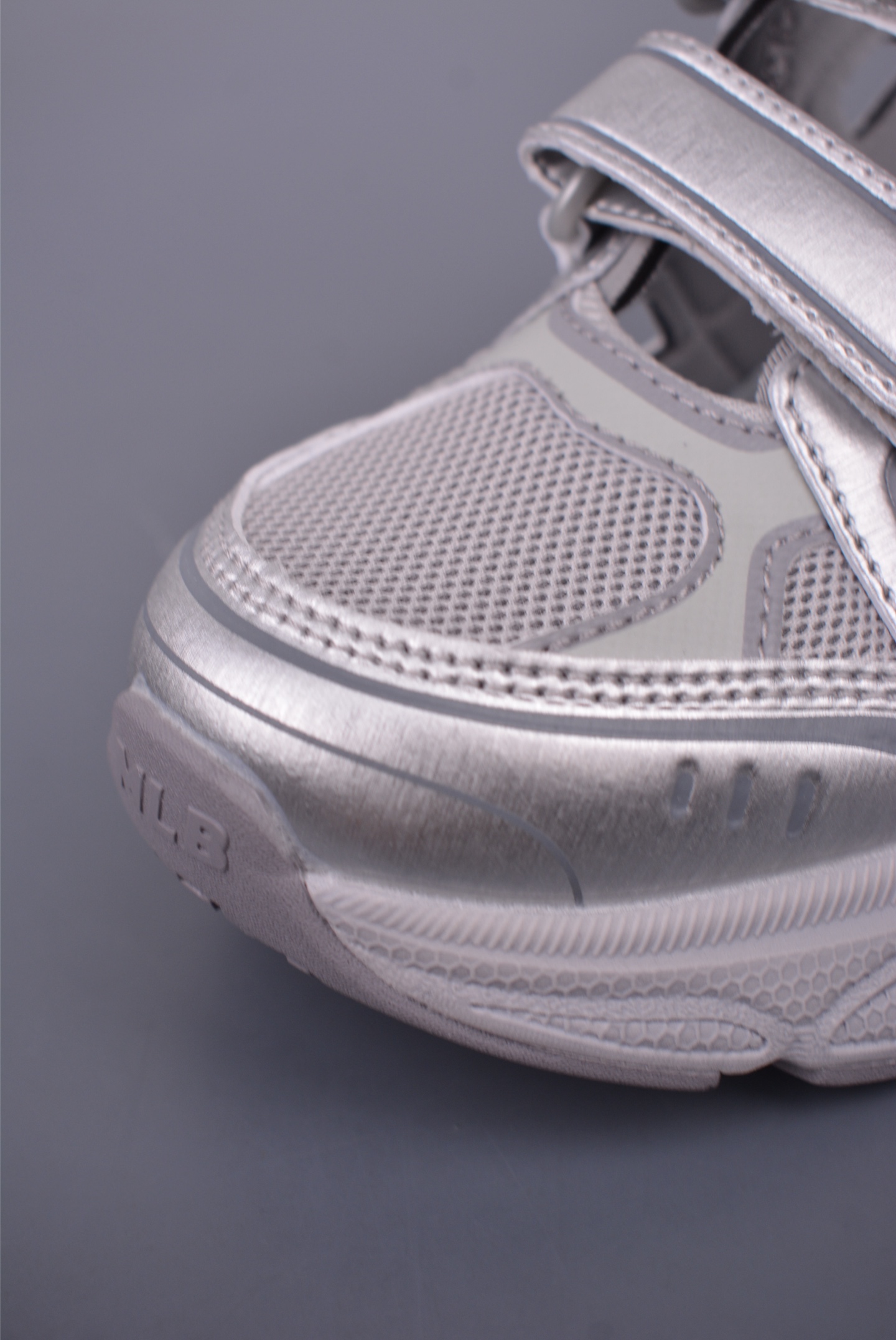 MLB Ace Runner Mary Jane Silver Platform Hook and Loop Fashion Sneakers 6 i1748681222103 7259 0 5
