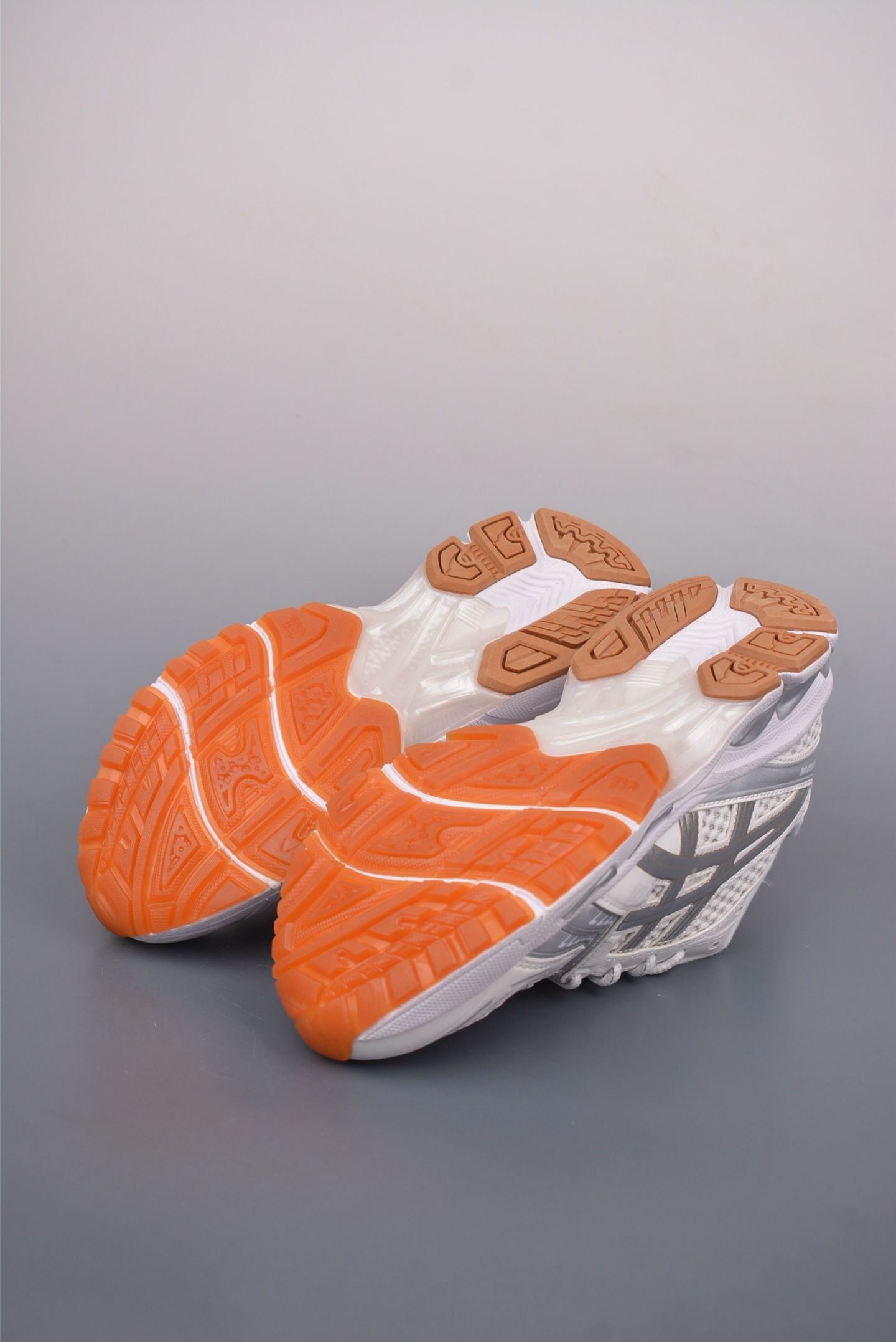 Asics Gel-Kayano 14 亚瑟士运动休闲透气专业跑鞋  1203A727