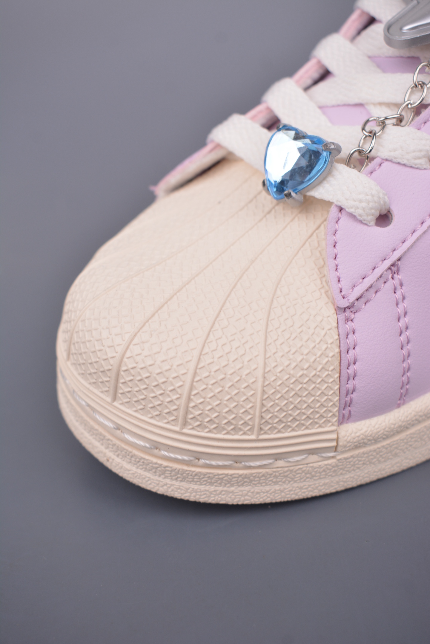 Adidas Originals Superstar 2代 2025全新版本 贝壳头 JQ8776-Chinese UA Cheap High Quatity Brand Clothes Bags handbags Sneakers wholesale wholesaler seller from China Factory suppliers Fashion Clothing Shoes best Quality Beautiful Price Adidas Originals Superstar 2代 2025全新版本 贝壳头 JQ8776