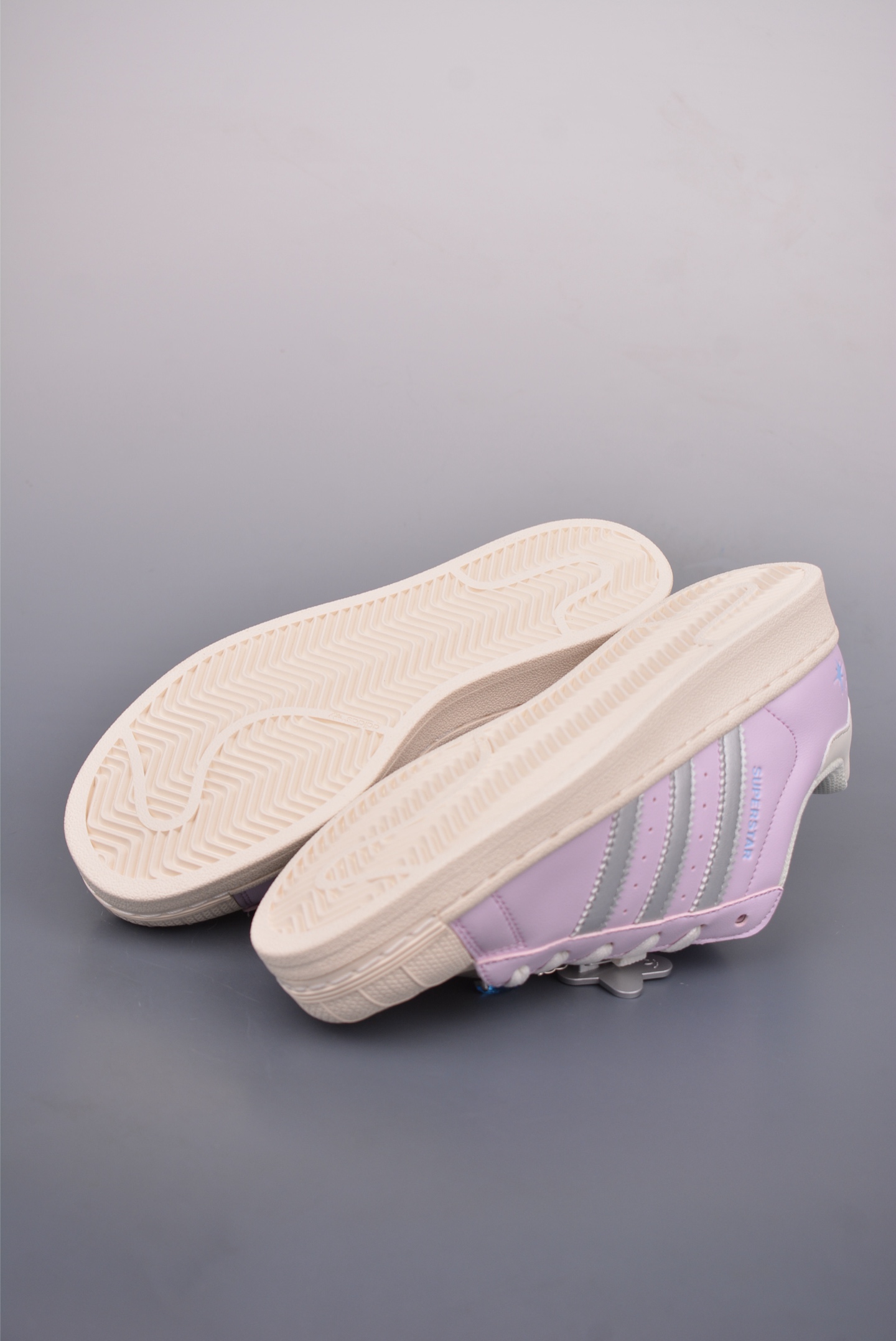 Adidas Originals Superstar 2代 2025全新版本 贝壳头 JQ8776-Chinese UA Cheap High Quatity Brand Clothes Bags handbags Sneakers wholesale wholesaler seller from China Factory suppliers Fashion Clothing Shoes best Quality Beautiful Price Adidas Originals Superstar 2代 2025全新版本 贝壳头 JQ8776