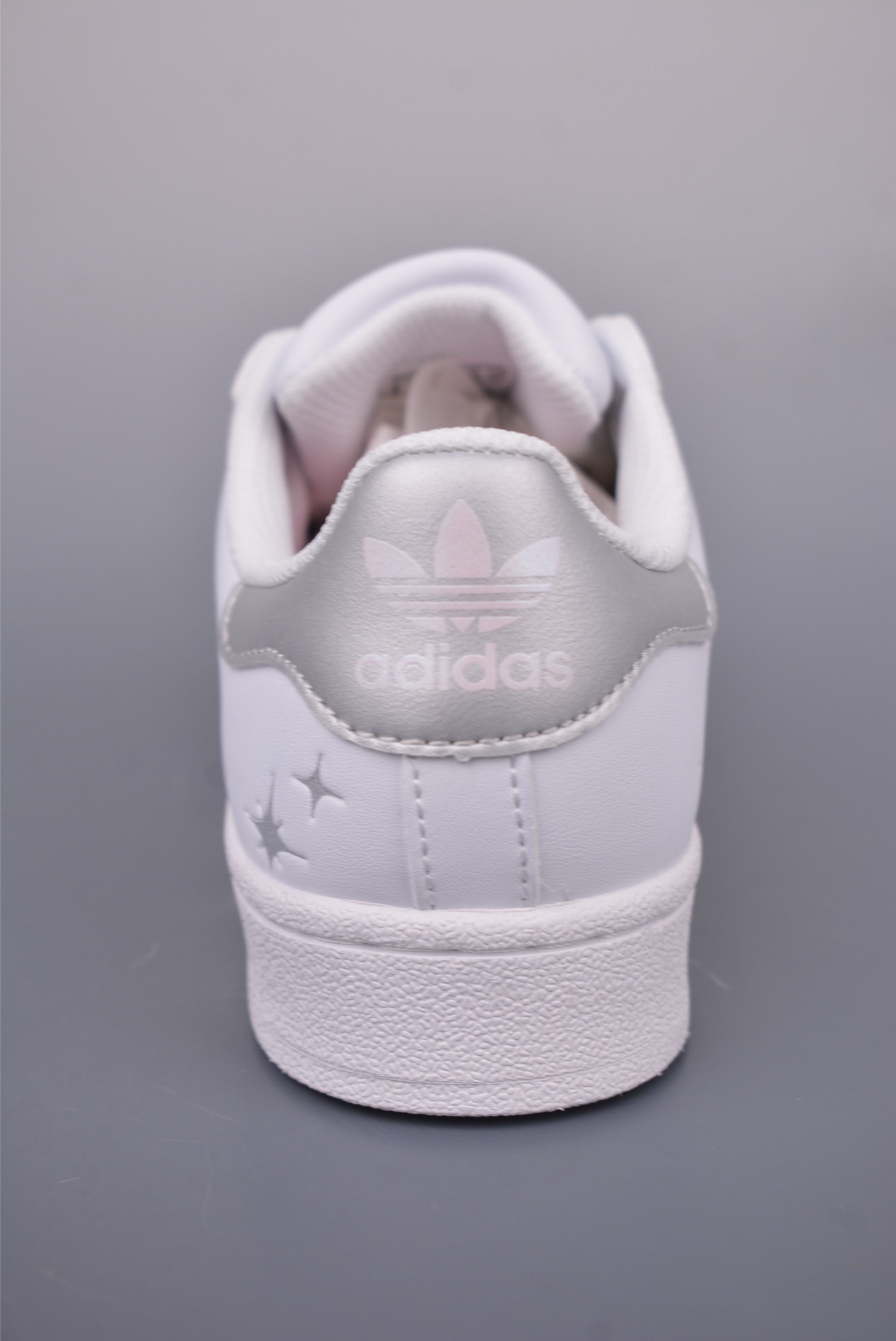 Adidas Originals Superstar 2代 2025全新版本 贝壳头 JQ8777