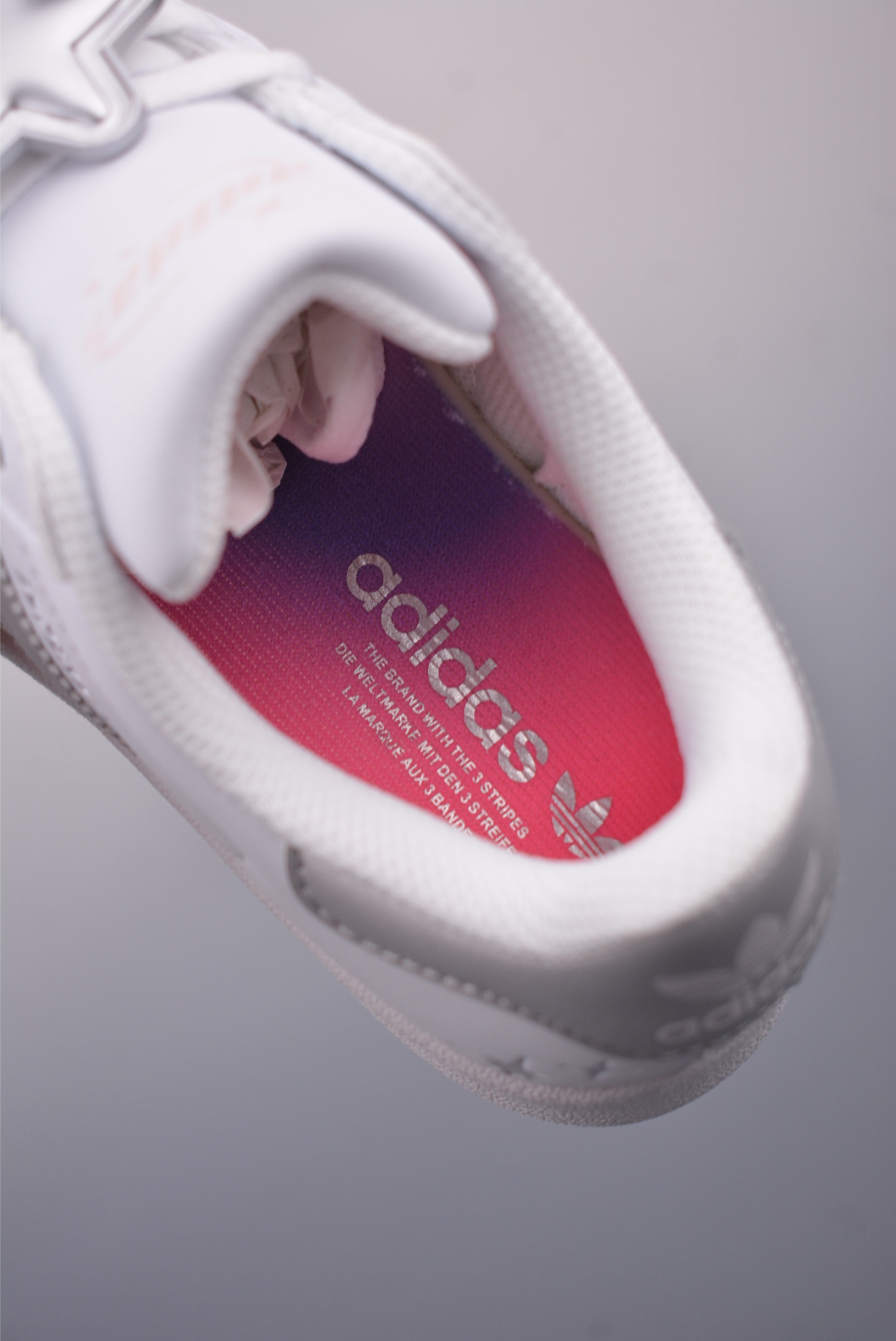 Adidas Originals Superstar 2代 2025全新版本 贝壳头 JQ8777