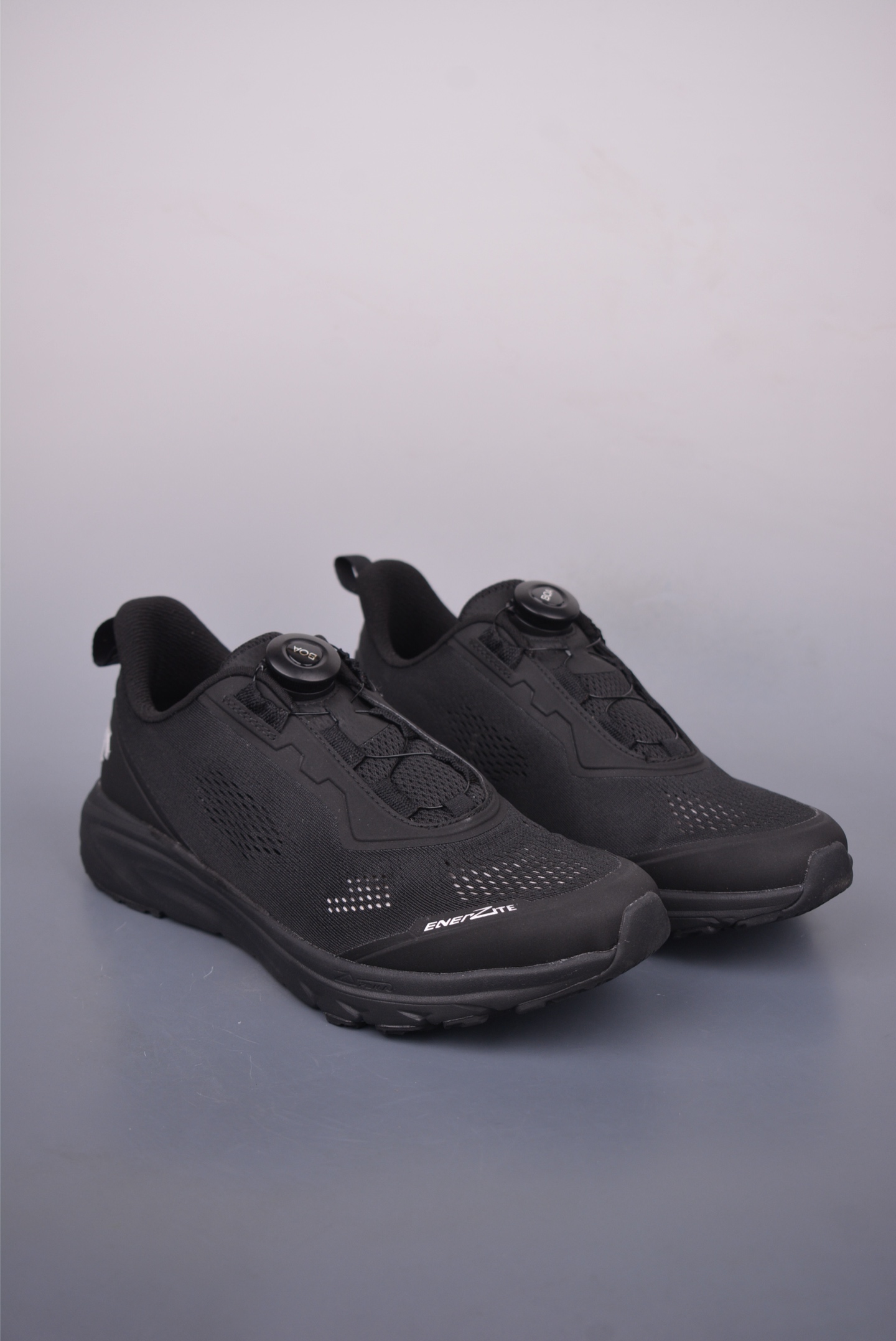 DESCENTE迪桑特 PRIMER GTX 广东纯原版本 时尚休闲运动覆盖防水男子越野跑鞋 D3432LCR23 DESCENTE迪桑特 PRIMER GTX 广东纯原版本 时尚休闲运动覆盖防水男子越野跑鞋 D3432LCR23