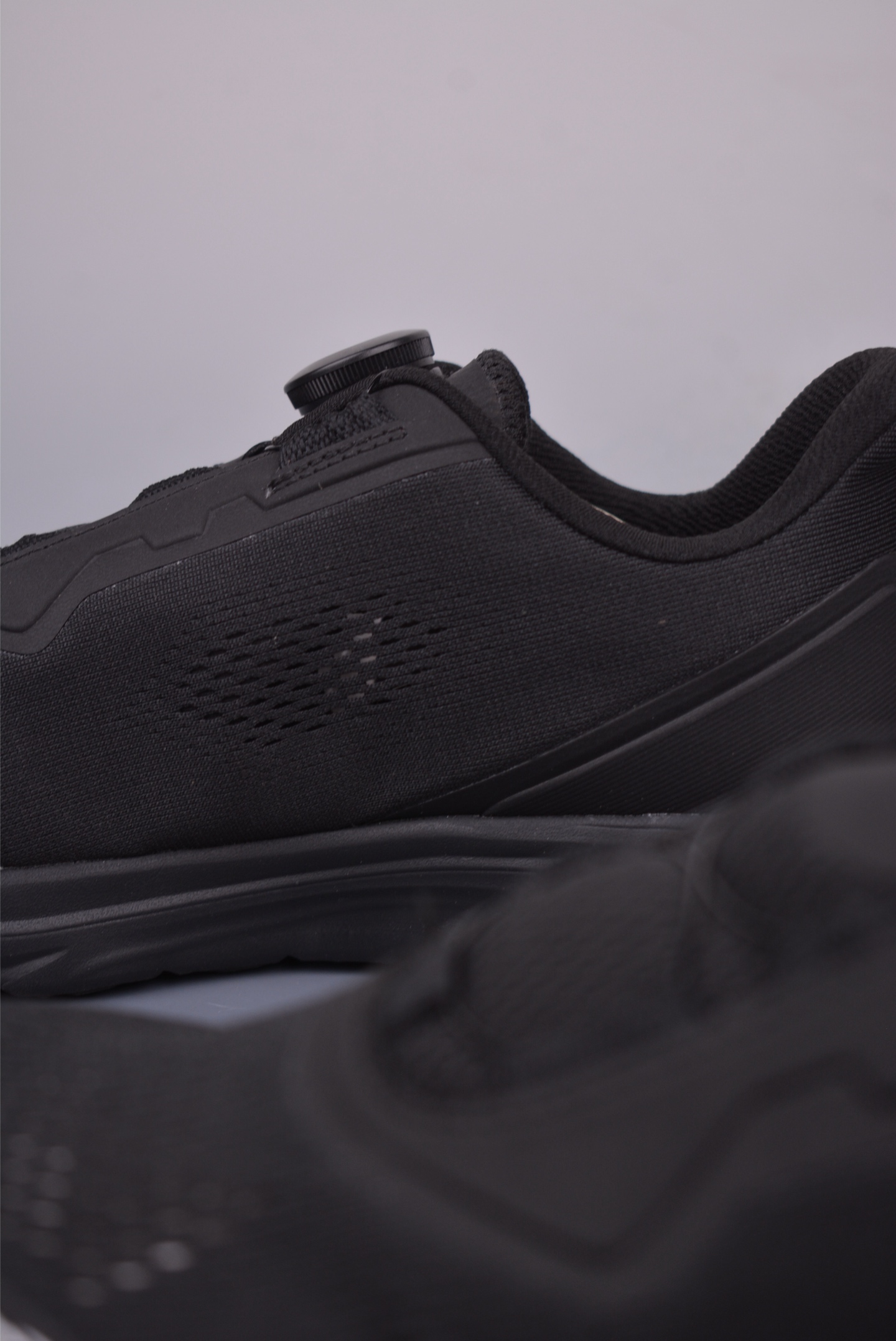 DESCENTE迪桑特 PRIMER GTX 广东纯原版本 时尚休闲运动覆盖防水男子越野跑鞋 D3432LCR23 DESCENTE迪桑特 PRIMER GTX 广东纯原版本 时尚休闲运动覆盖防水男子越野跑鞋 D3432LCR23