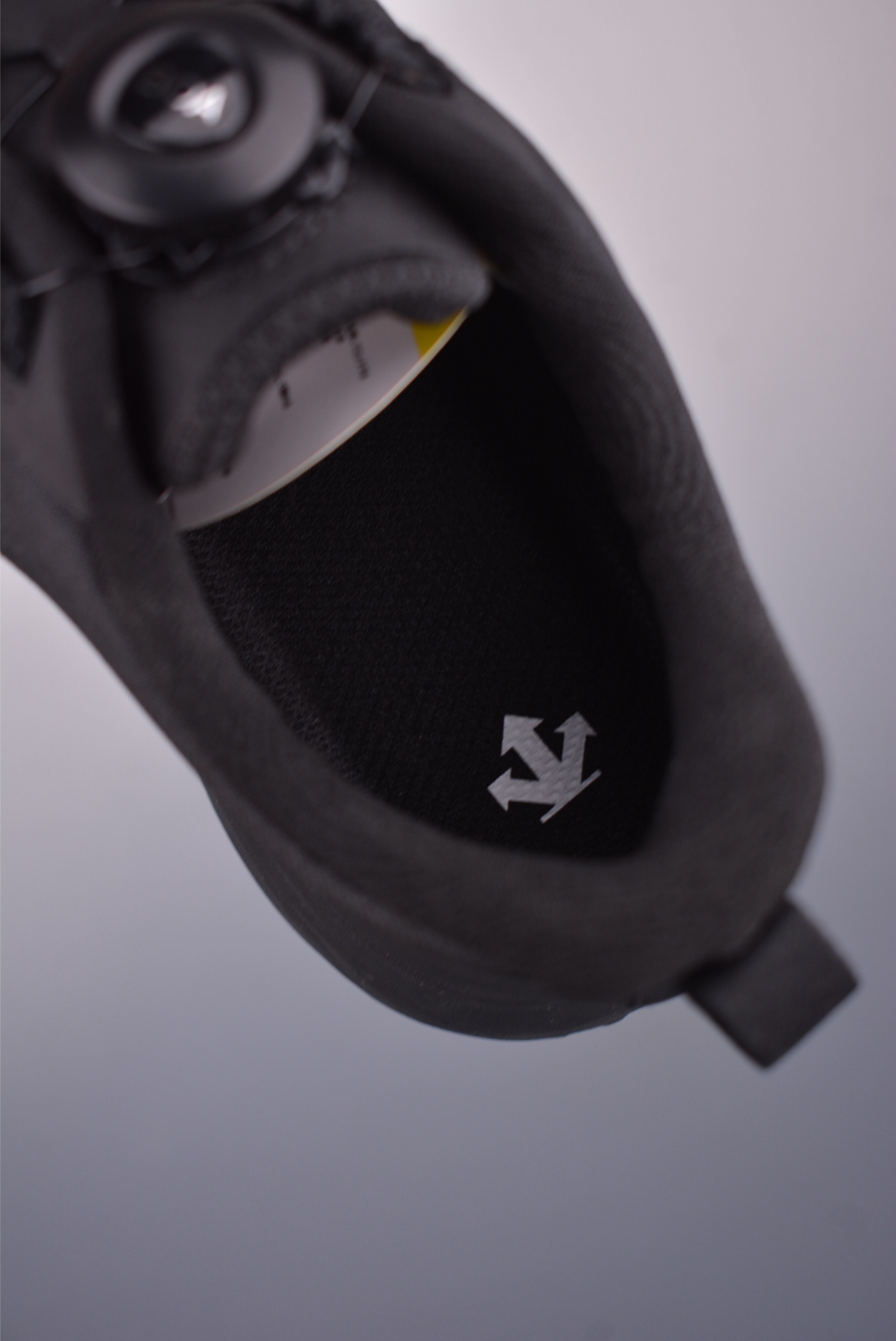 DESCENTE迪桑特 PRIMER GTX 广东纯原版本 时尚休闲运动覆盖防水男子越野跑鞋 D3432LCR23 DESCENTE迪桑特 PRIMER GTX 广东纯原版本 时尚休闲运动覆盖防水男子越野跑鞋 D3432LCR23